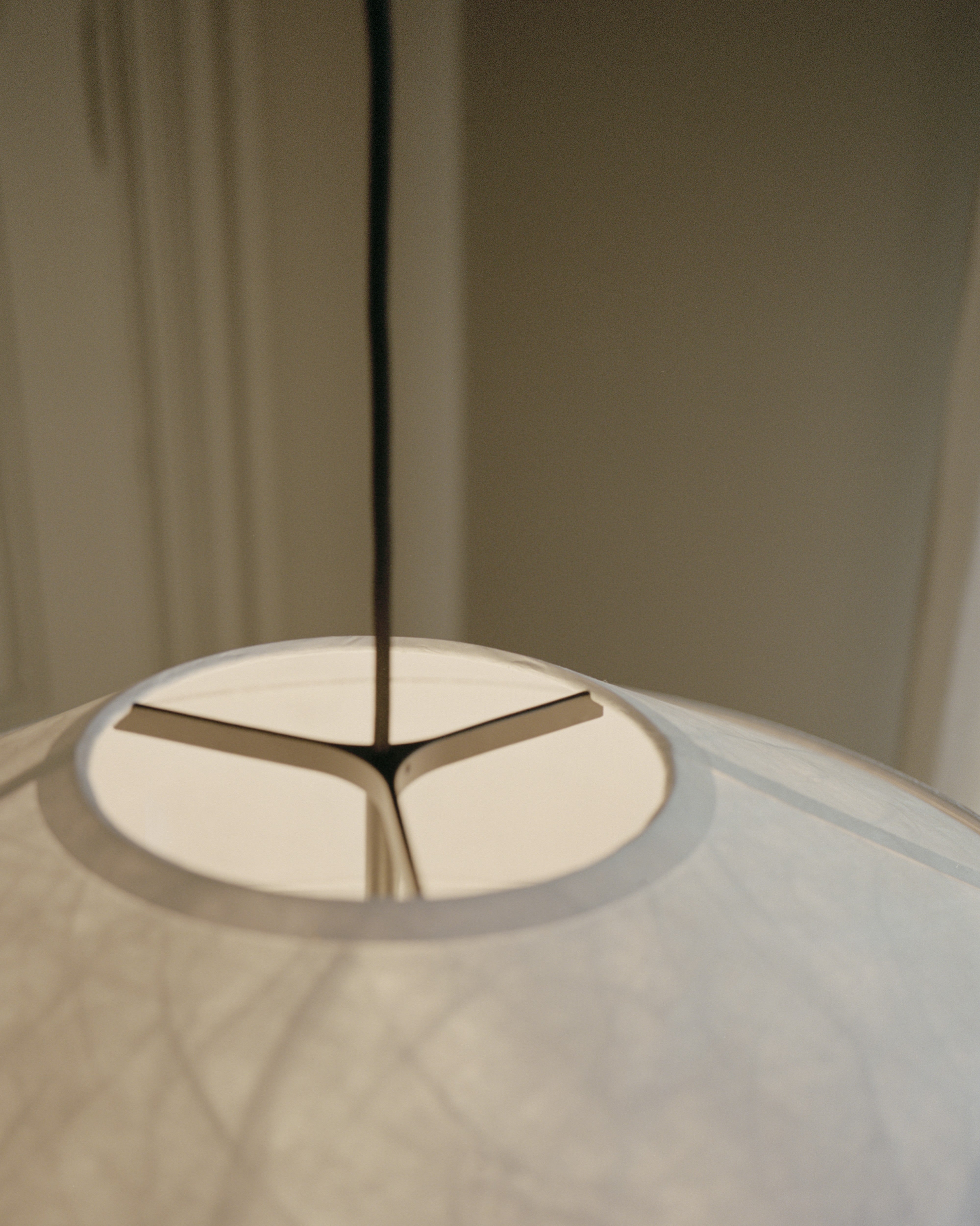 White Kite hanging lamp