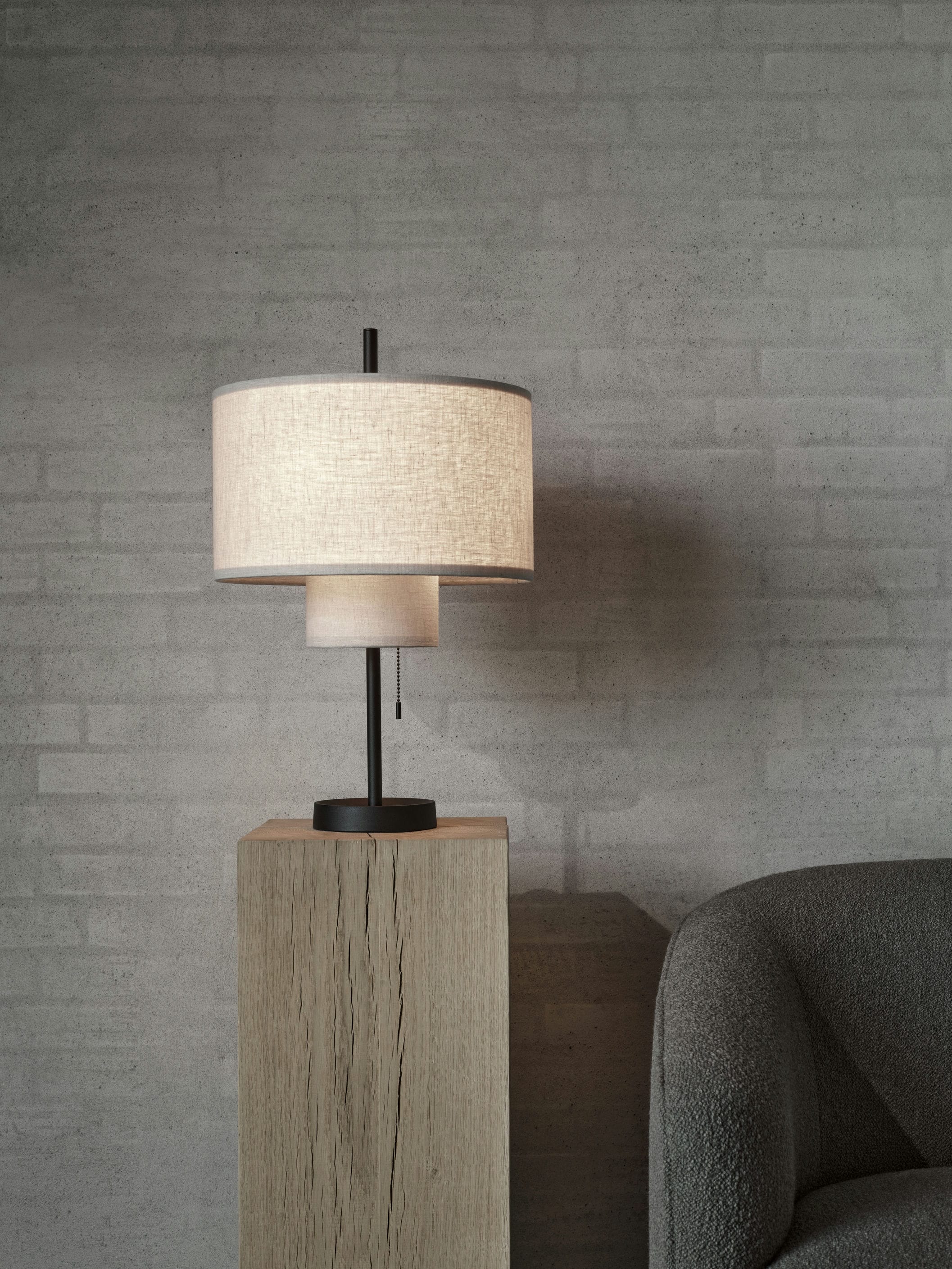 Beige margin table lamp