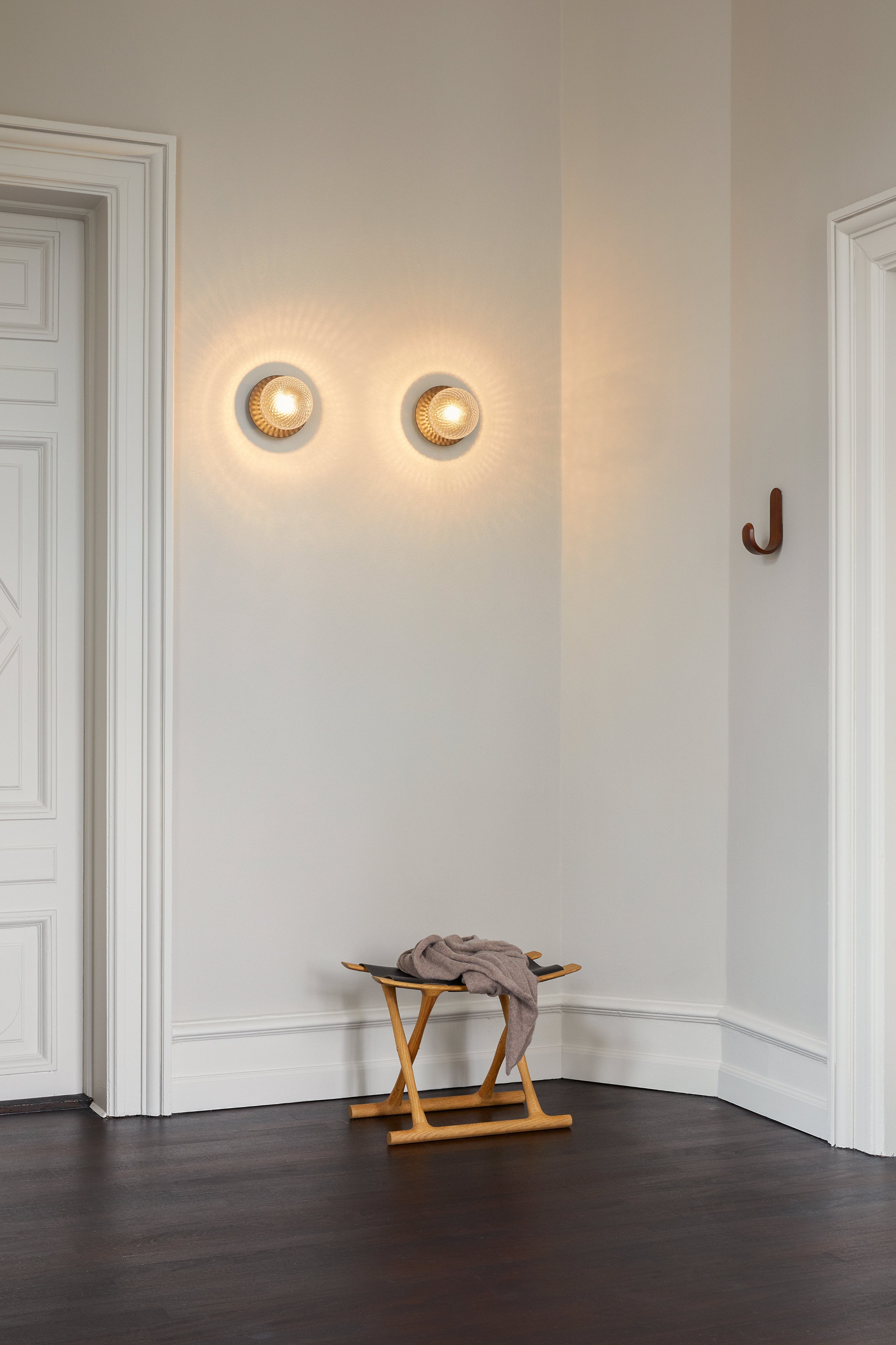 LIILA Black Recessed Wall Sconce with Transparent Glass