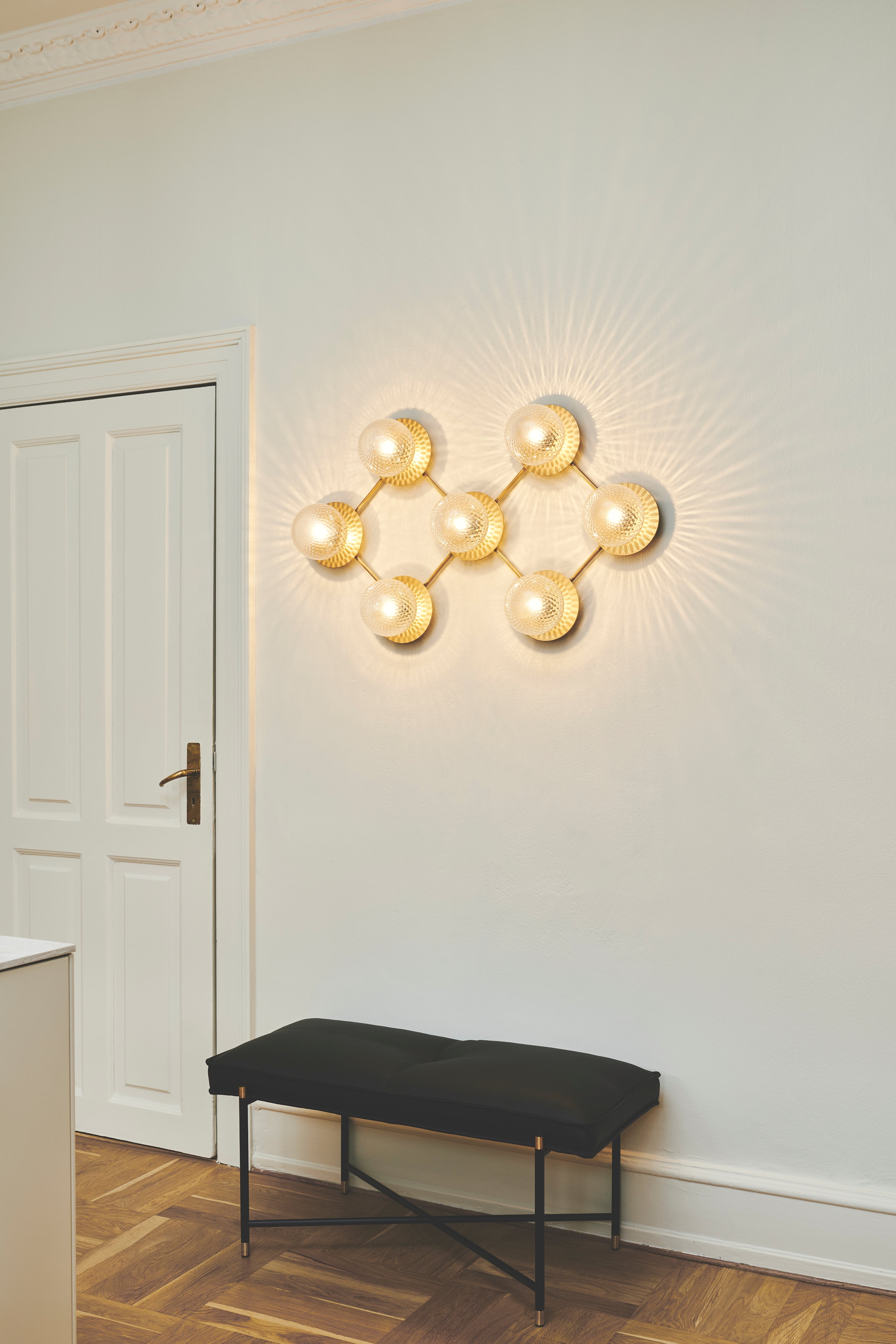 LIILA Wall Lamp 7 Gold with Transparent Glass