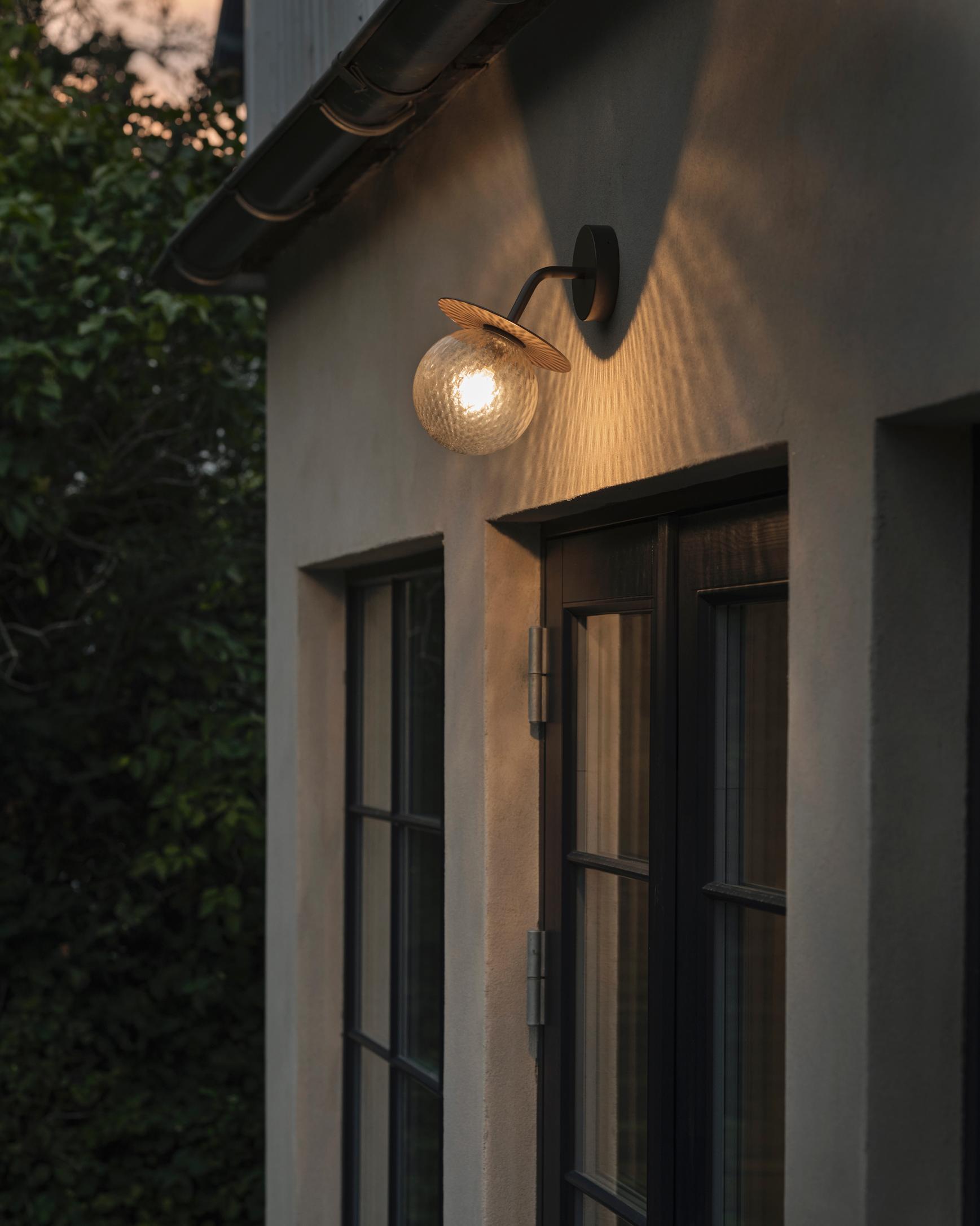Outdoor wall lamp LIILA dark brown with transparent glass