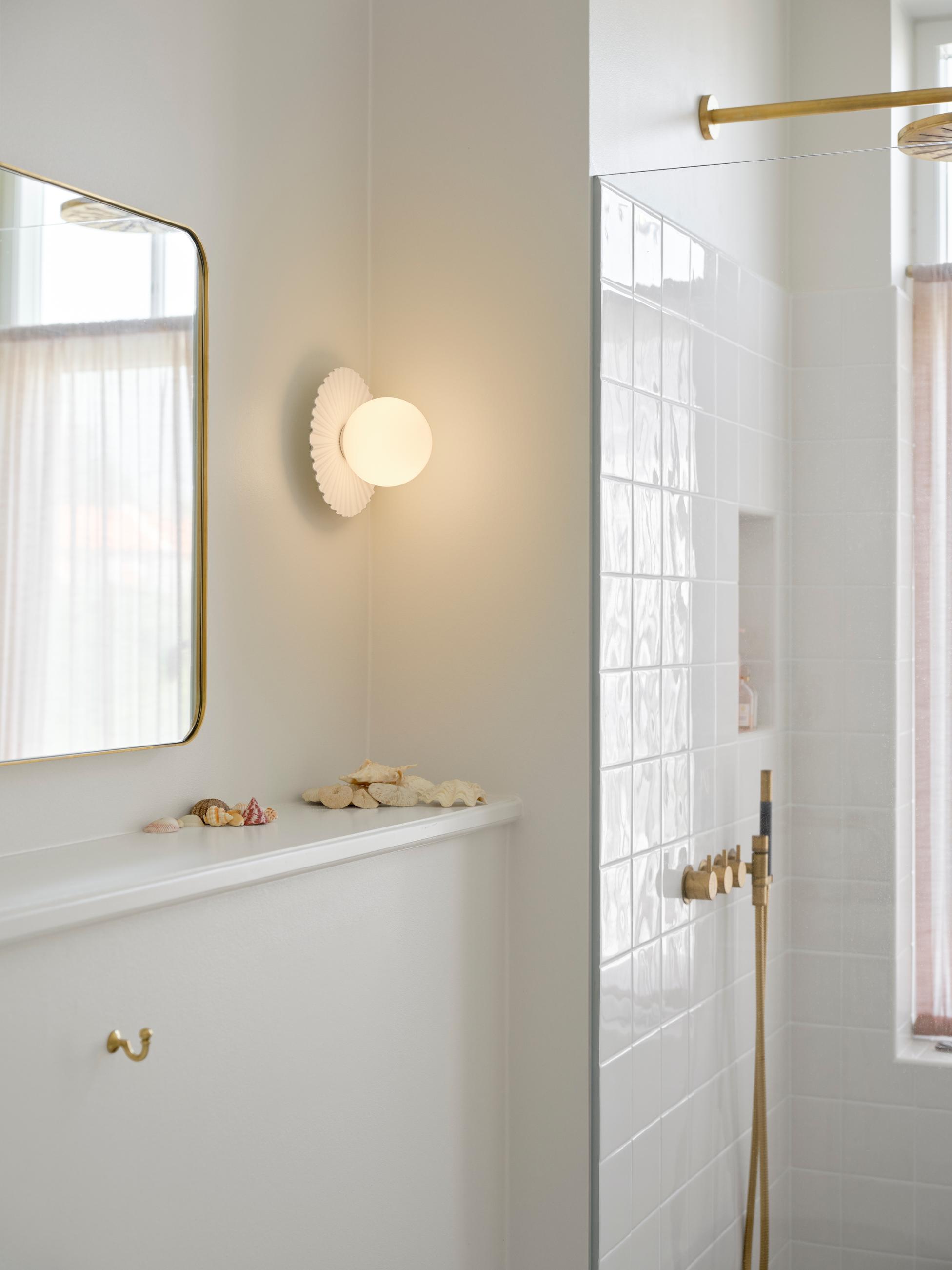 LIILA MUUSE Wall Lamp in White with Opal Glass