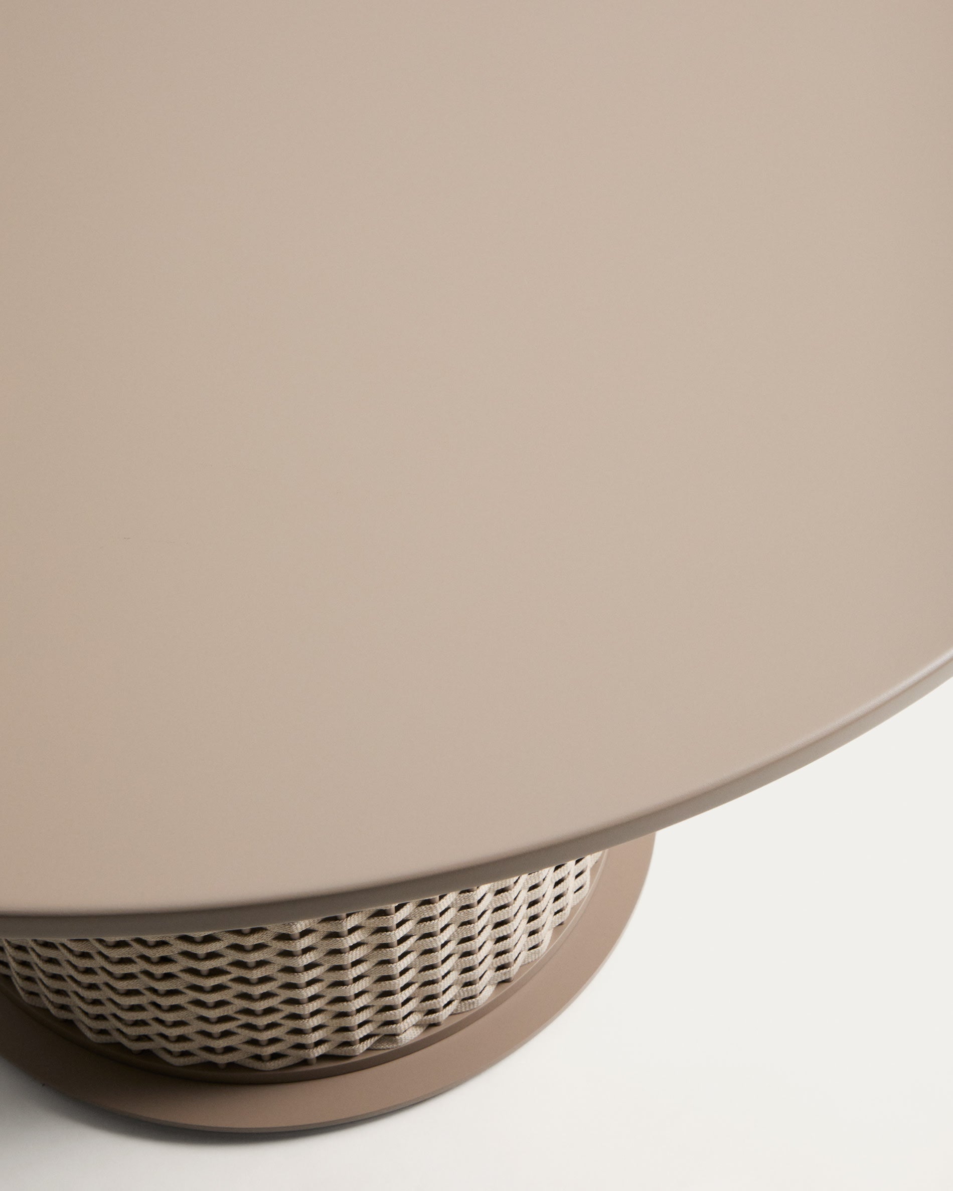 Runder Gartentisch SEDALIS taupe