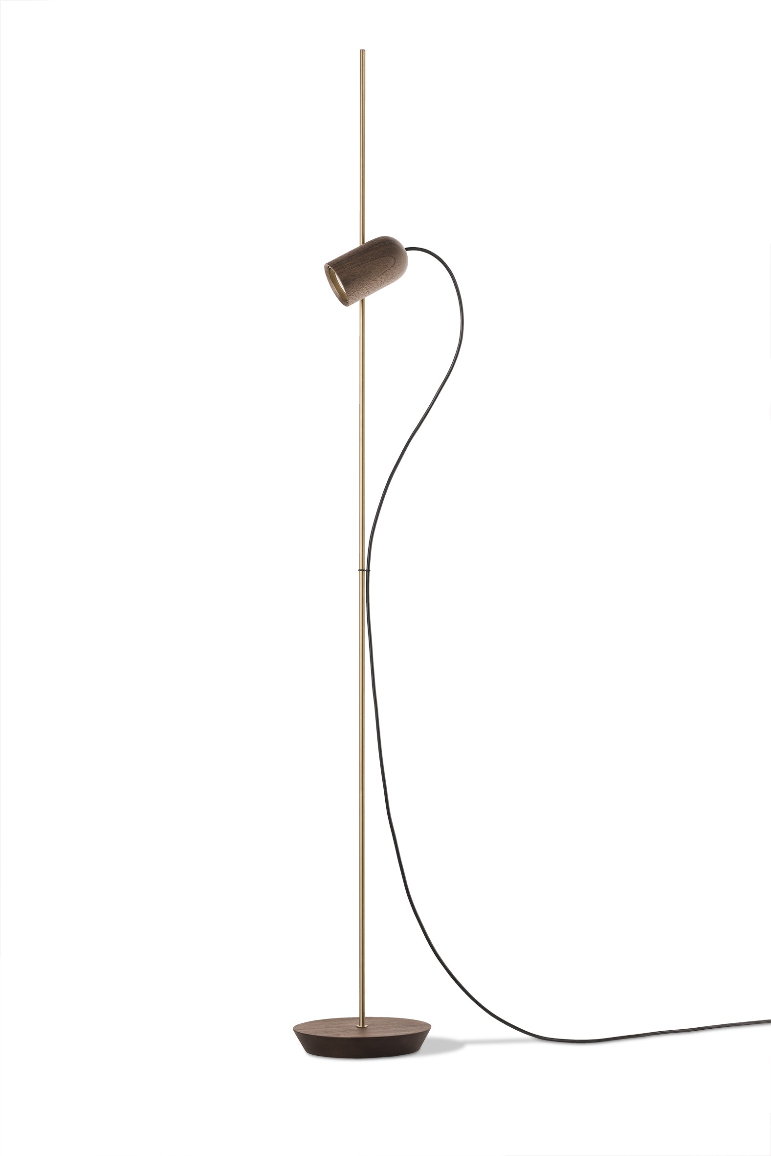 Stehlampe ONFA Nussbaum mit messingfarbener Oberfläche