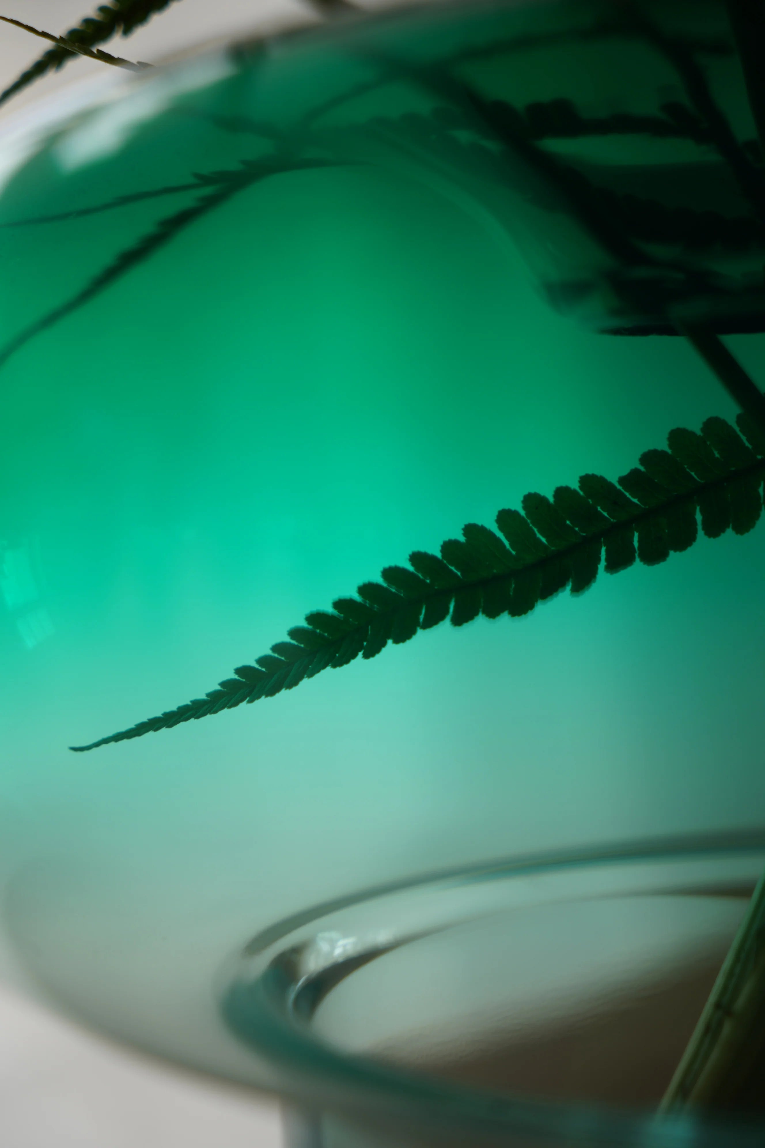 Vase ORIO grünes Glas mundgeblasen