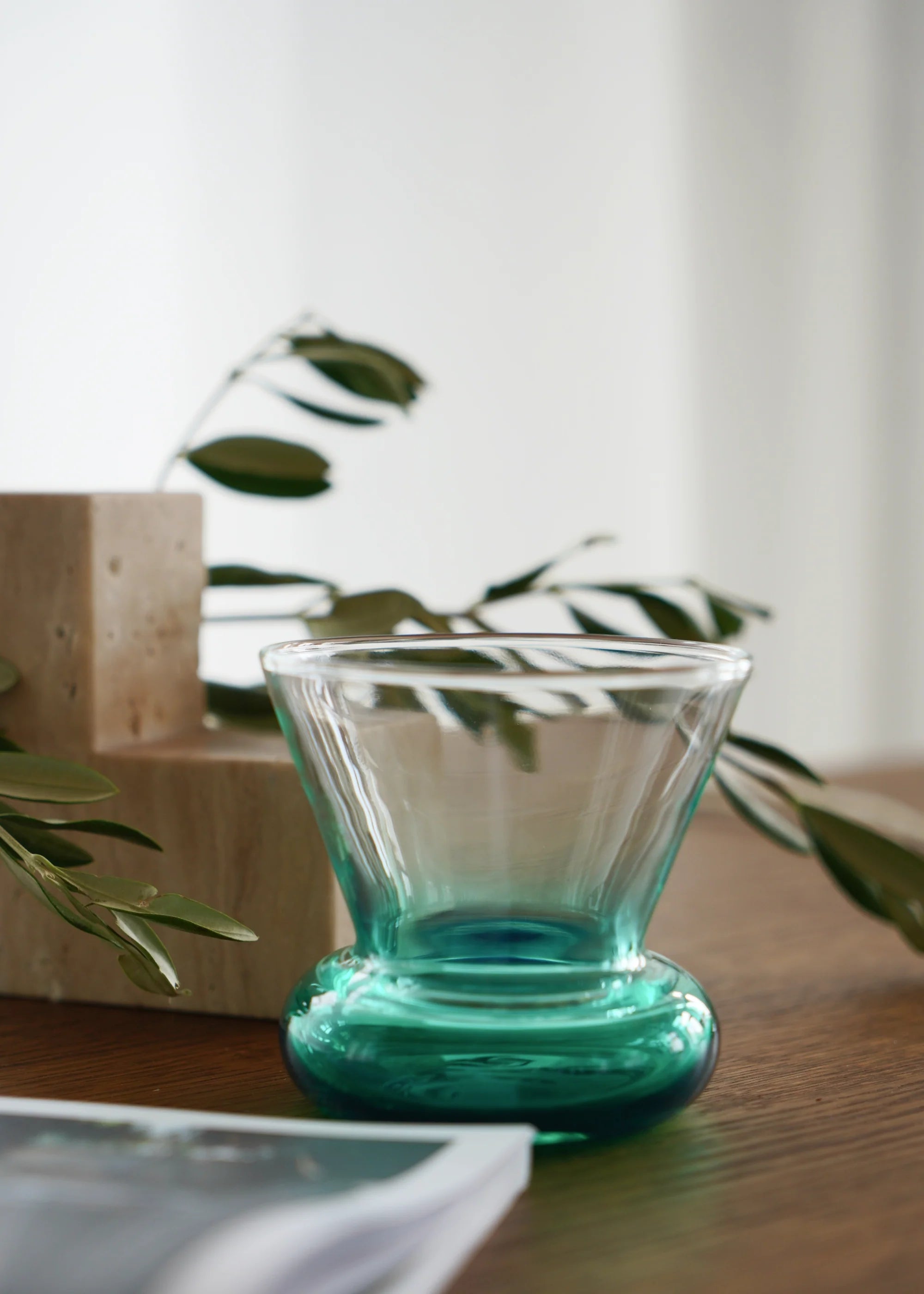 Glas ORIO grünes Glas geblasen