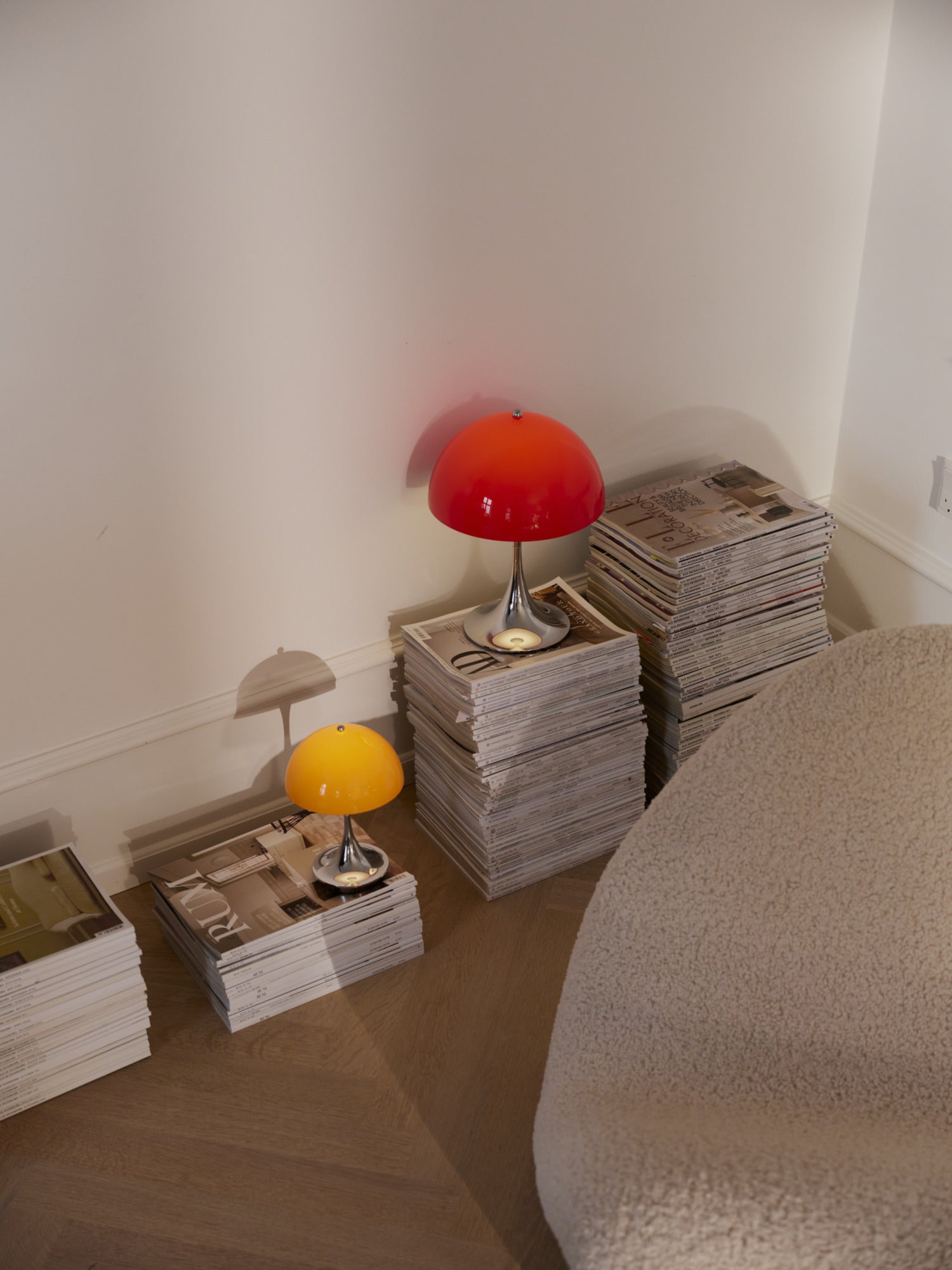 Portable Lamp PANTHELLA 250 red with chrome base