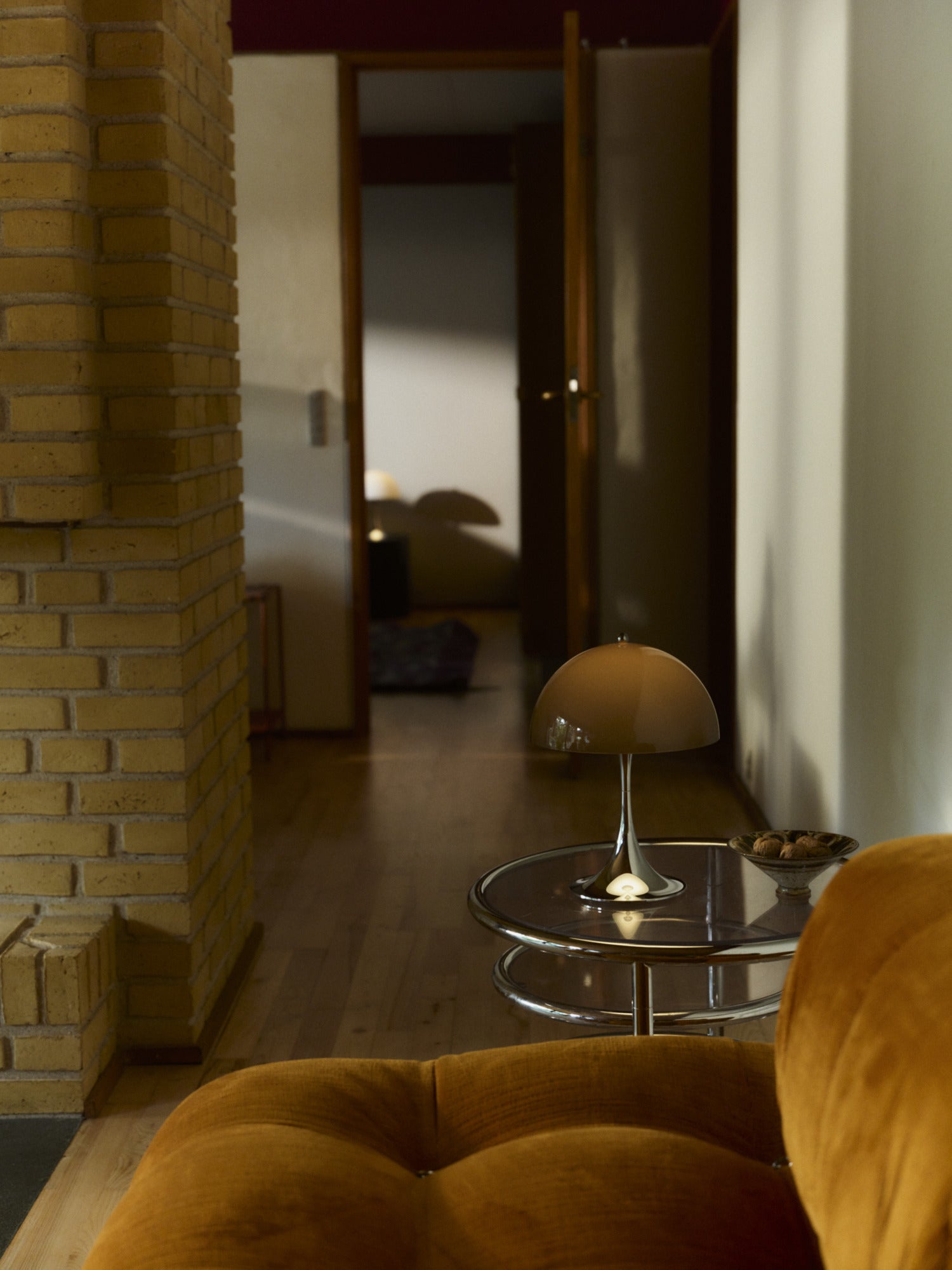 Portable Lamp PANTHELLA 250 brown with chrome base