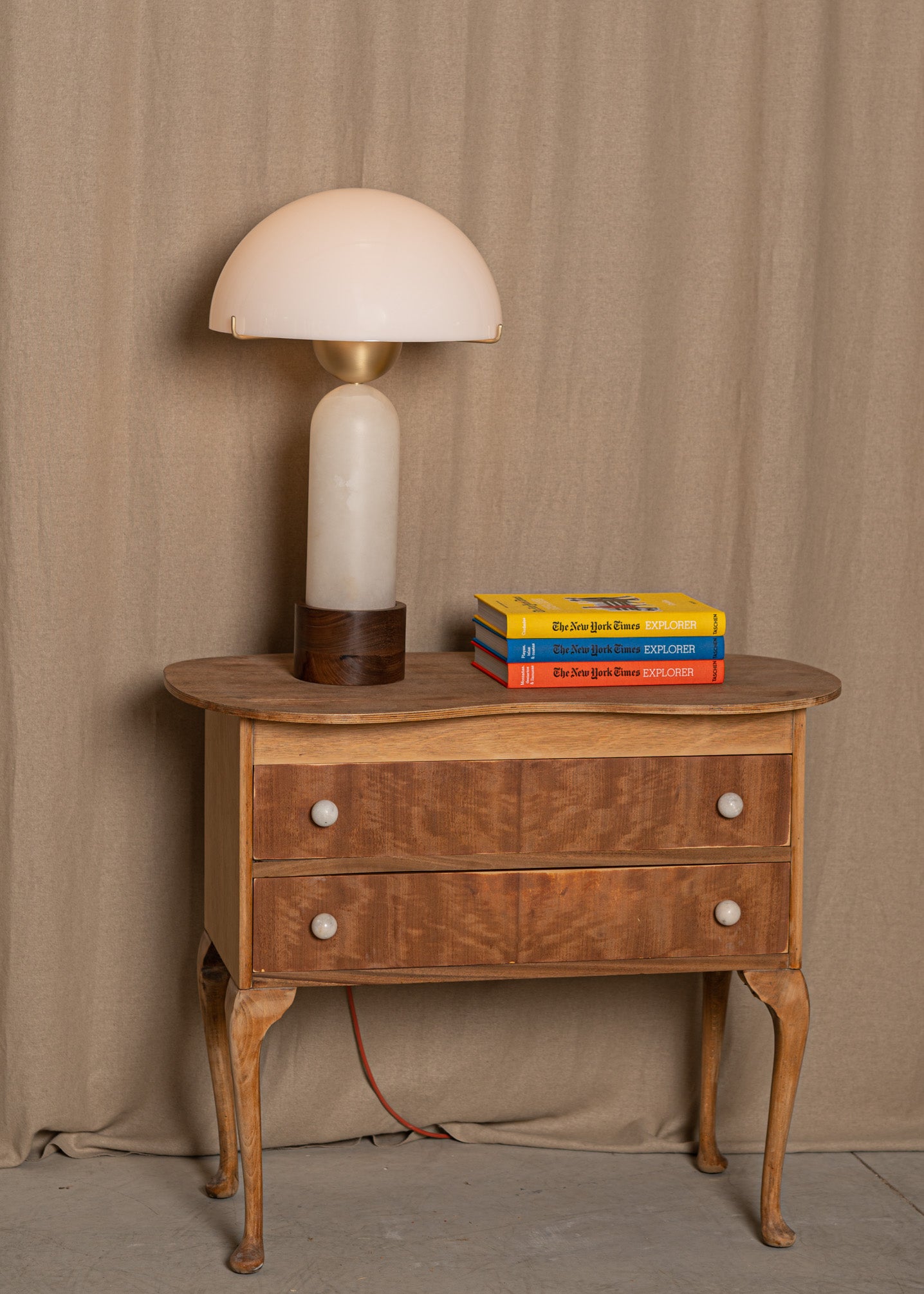 Tischlampe PEONO weißer Alabaster