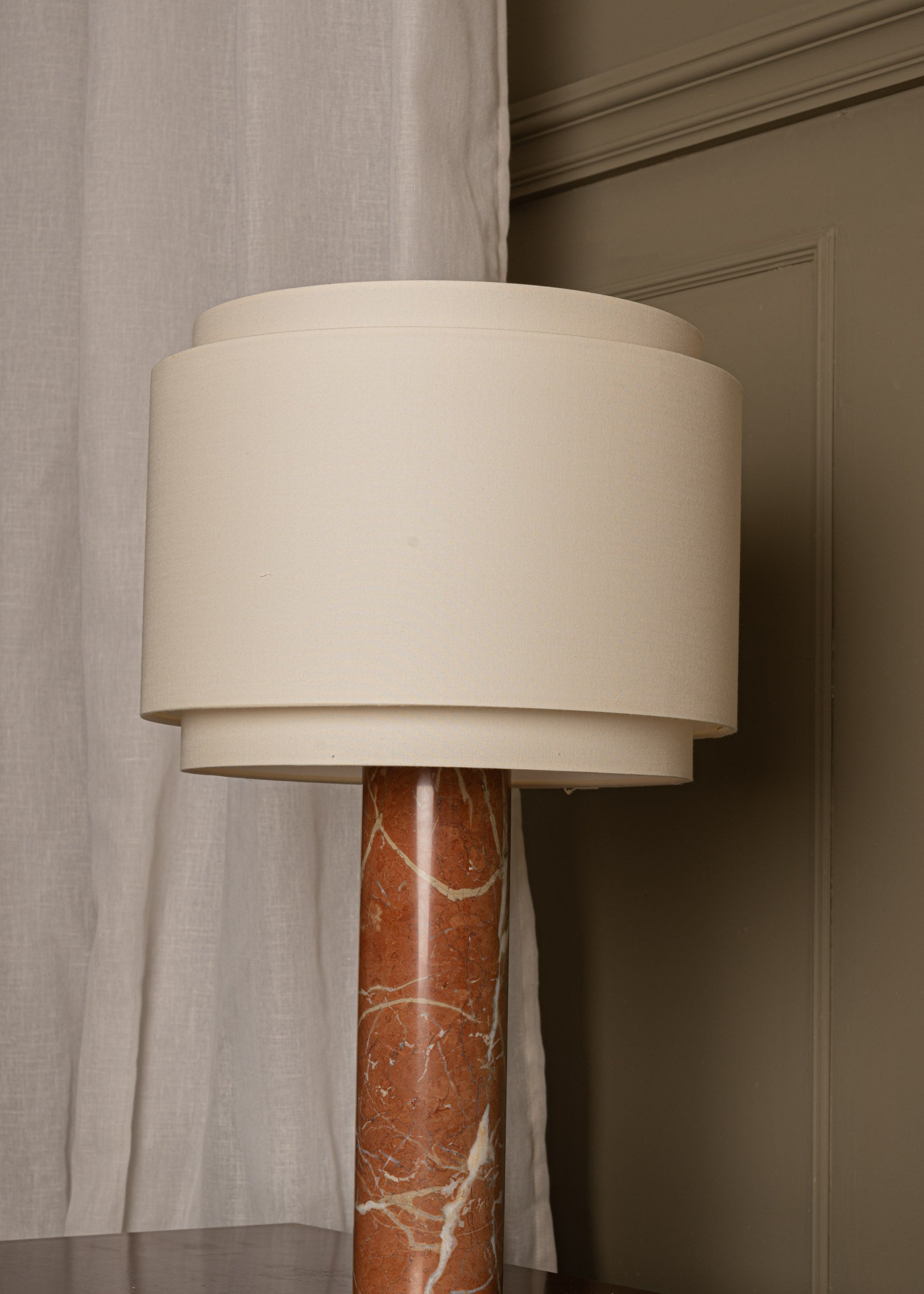 PIPO DUOBLE Table Lamp Red Marble
