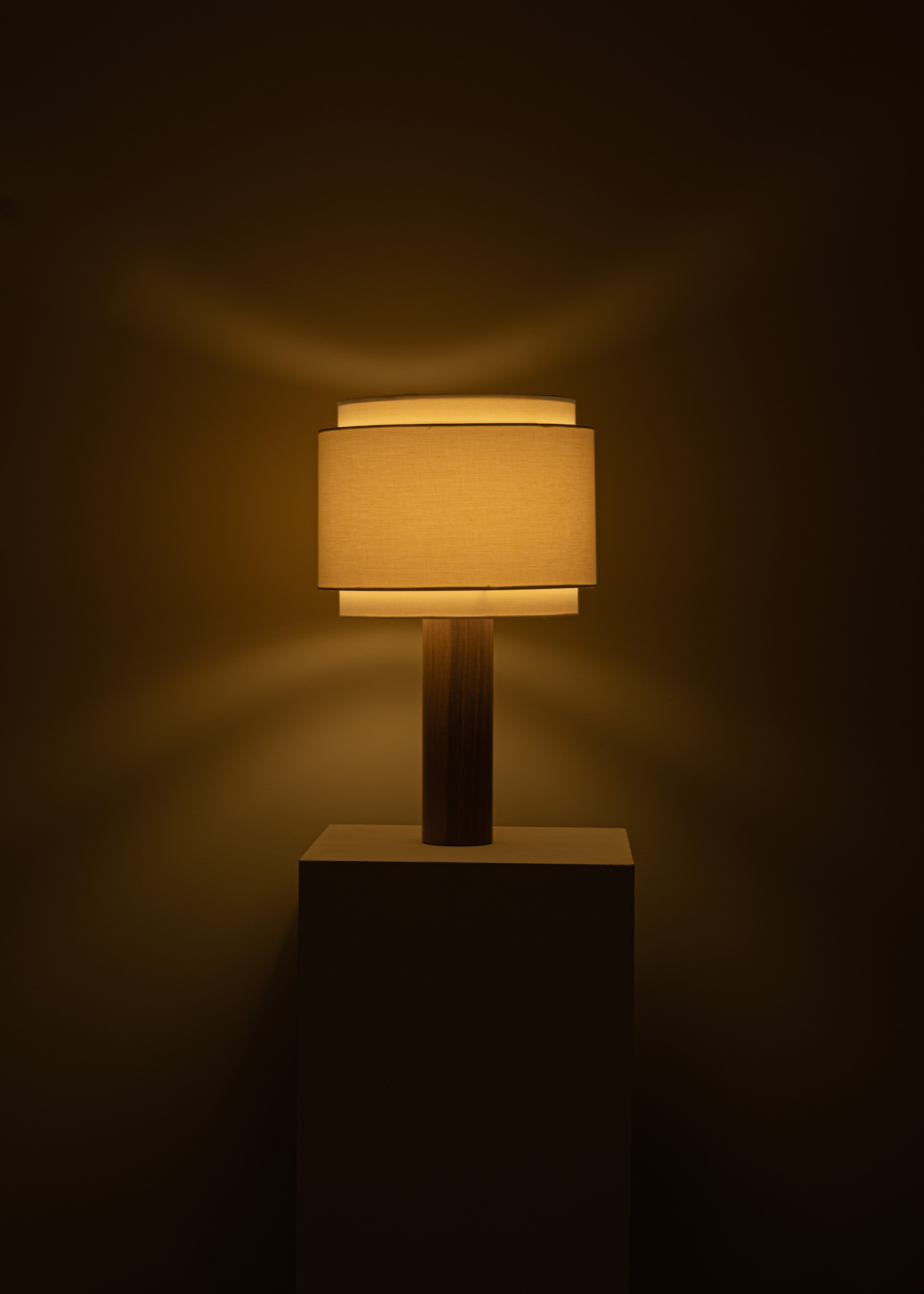 Tischlampe PIPO DUOBLE Nussbaum