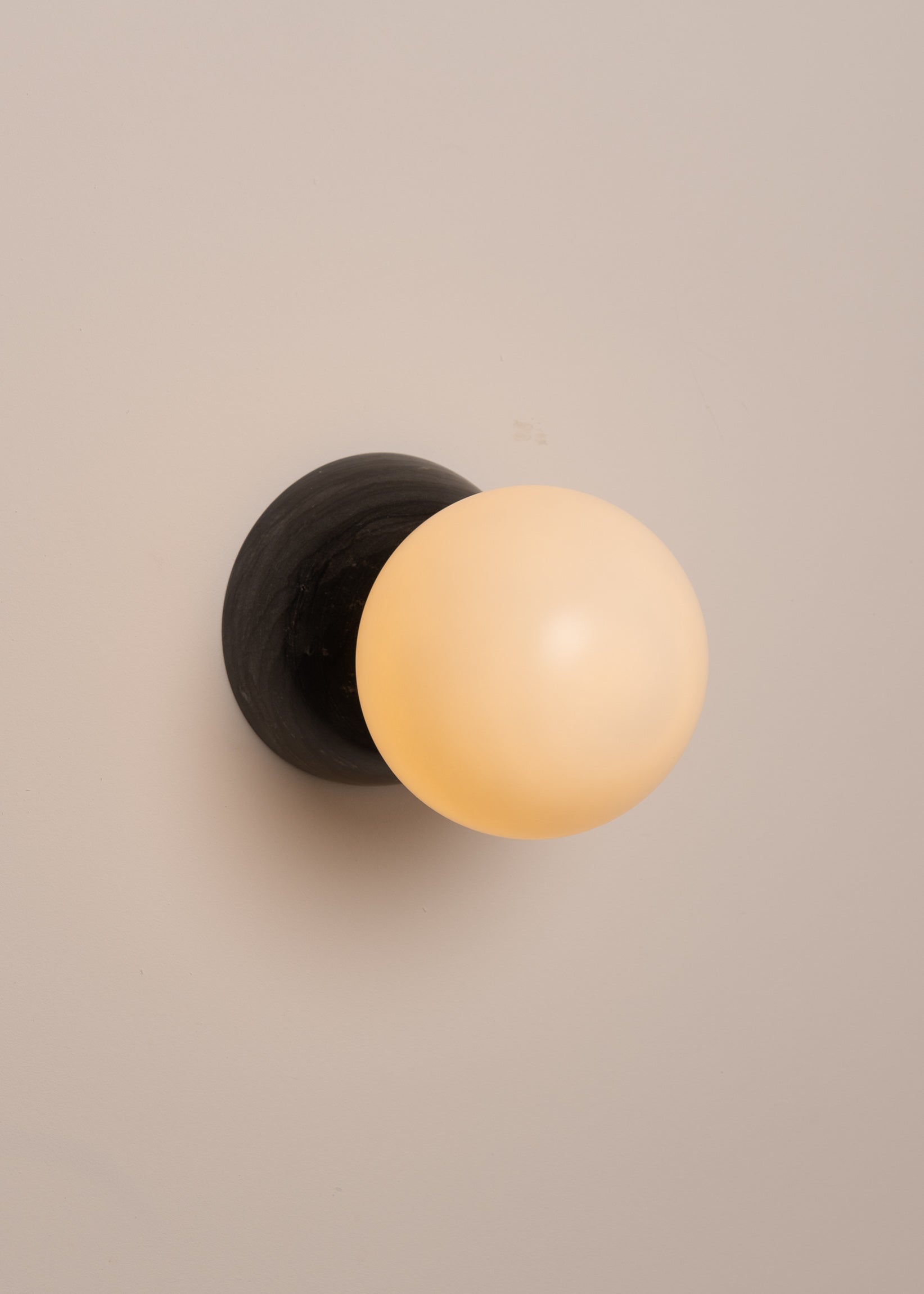 Wandleuchte EKLIPSO schwarzer Marmor