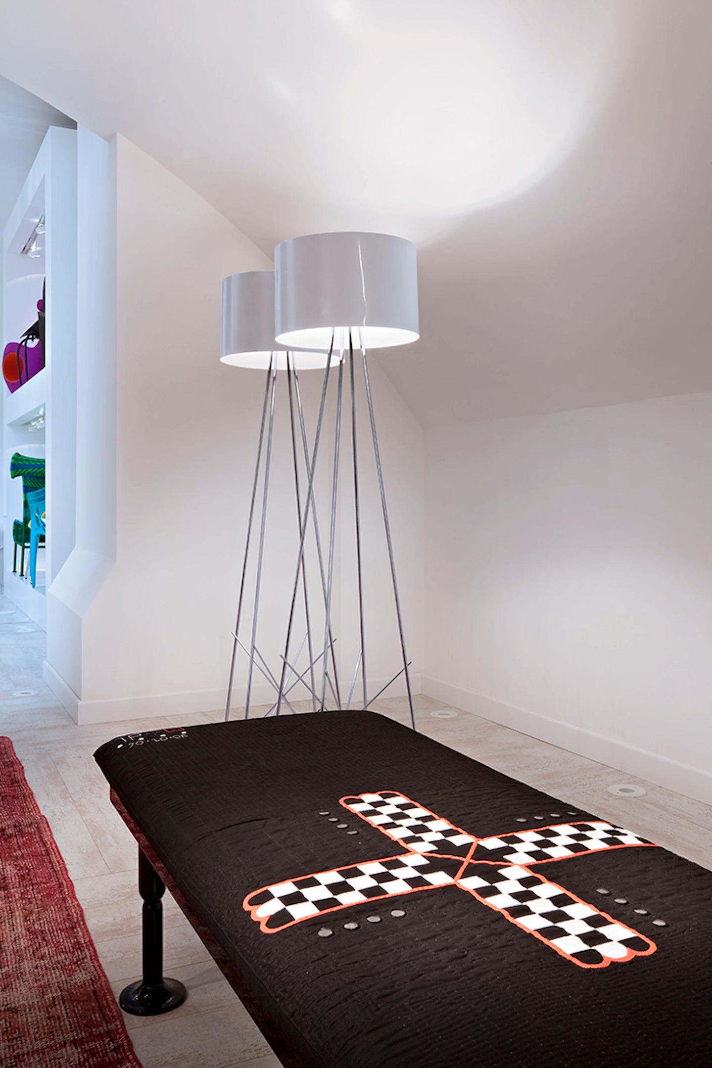 RAY Floor Lamp Glass with Metal Base