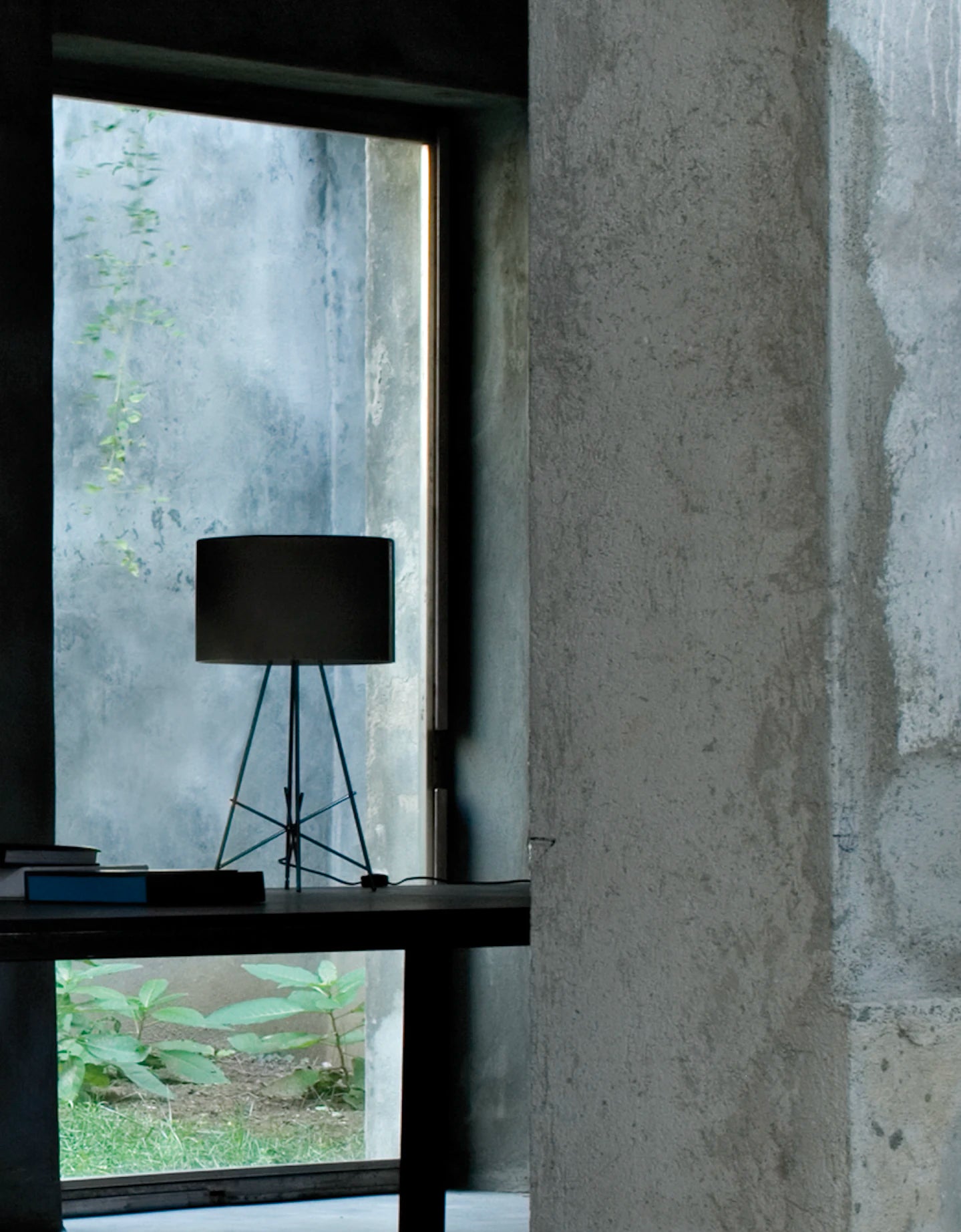 Tischlampe RAY Glas mit Metallbasis