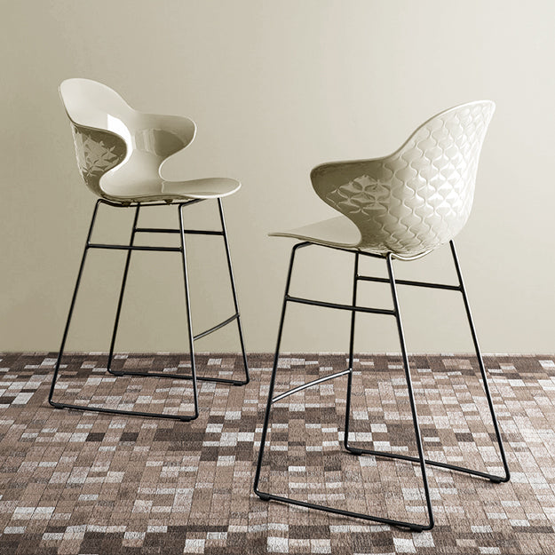 Bar Stool SAINT TROPEZ with Pink Seat and Metal Base