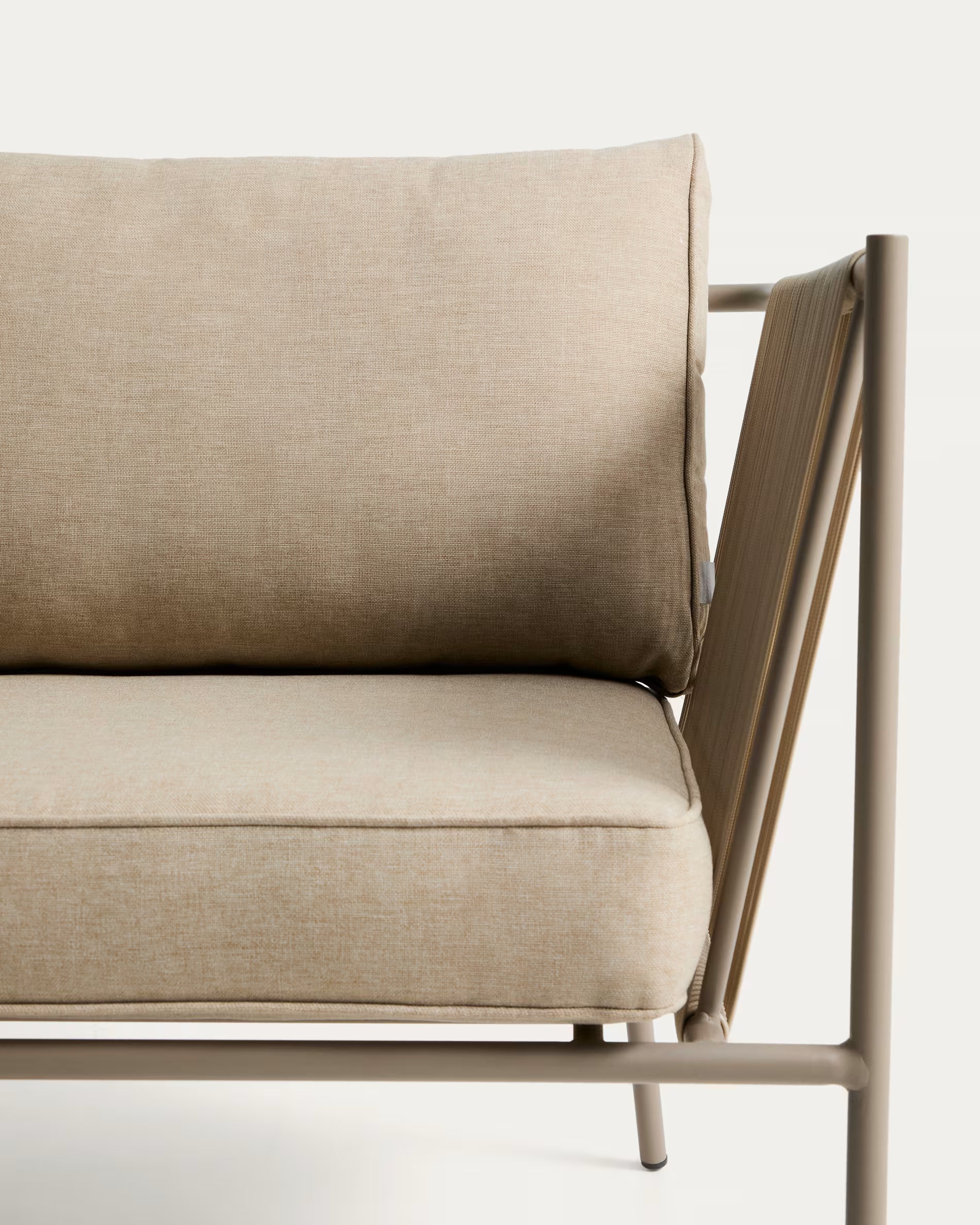 ZIVIA Outdoor Armchair in Taupe Rope with Steel Base