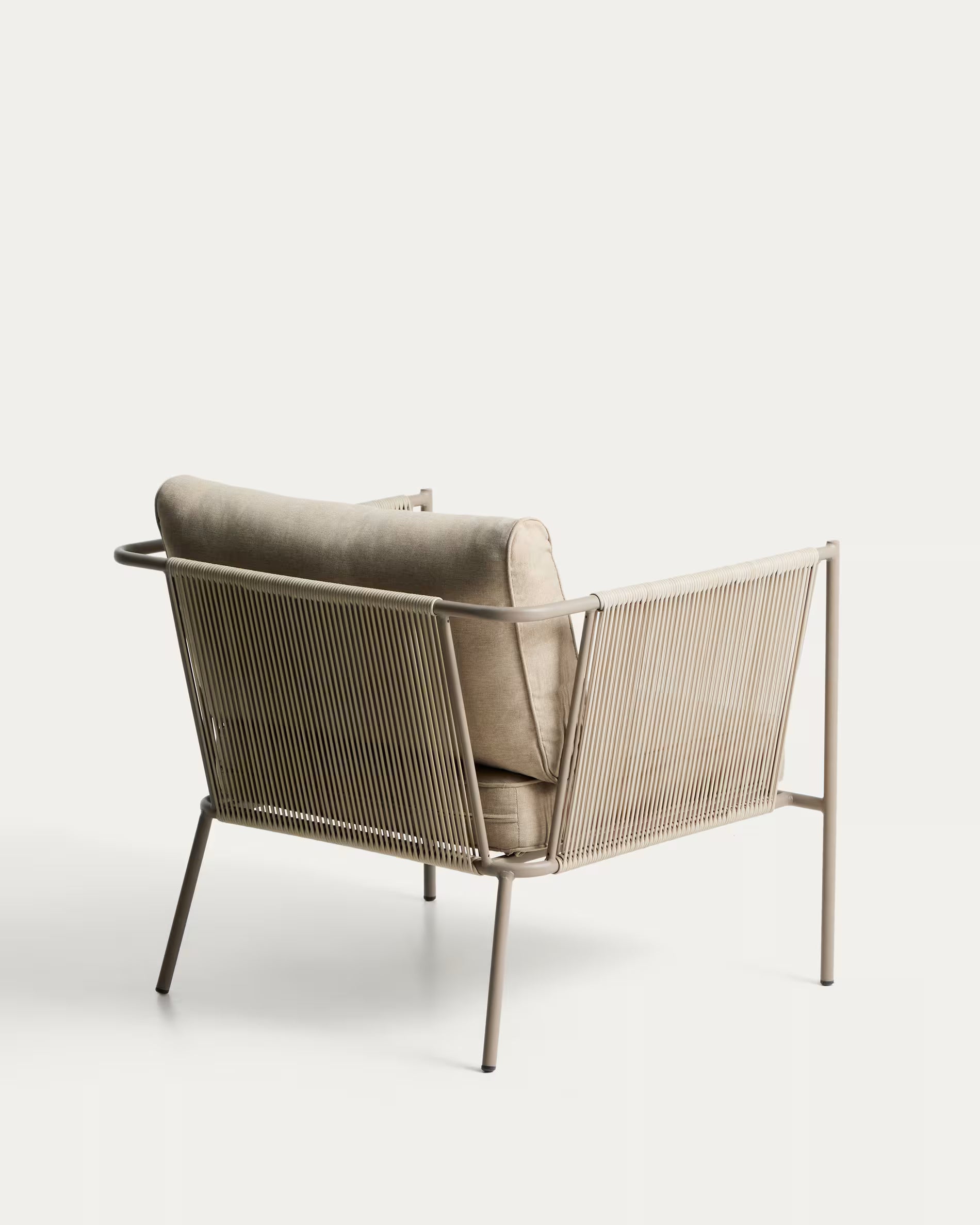 ZIVIA Outdoor Armchair in Taupe Rope with Steel Base