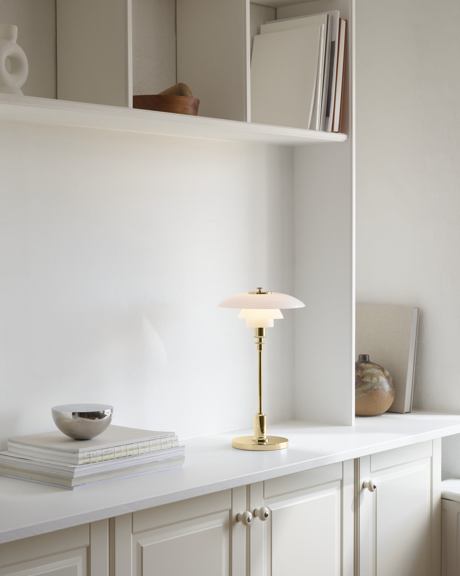 Portable lamp PH 2/1 white with brass base