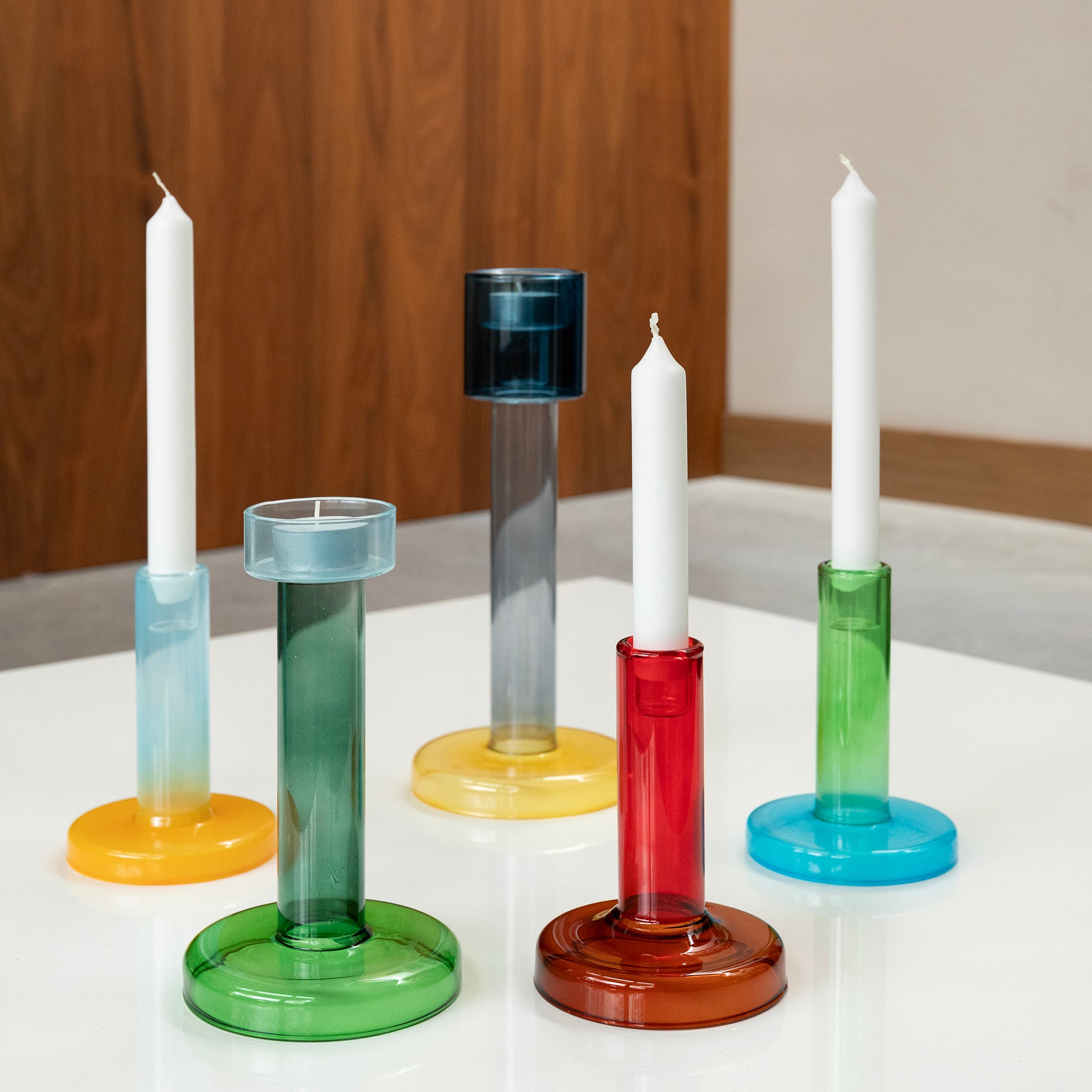 Gelber BOLE Kerzenhalter mit Blau