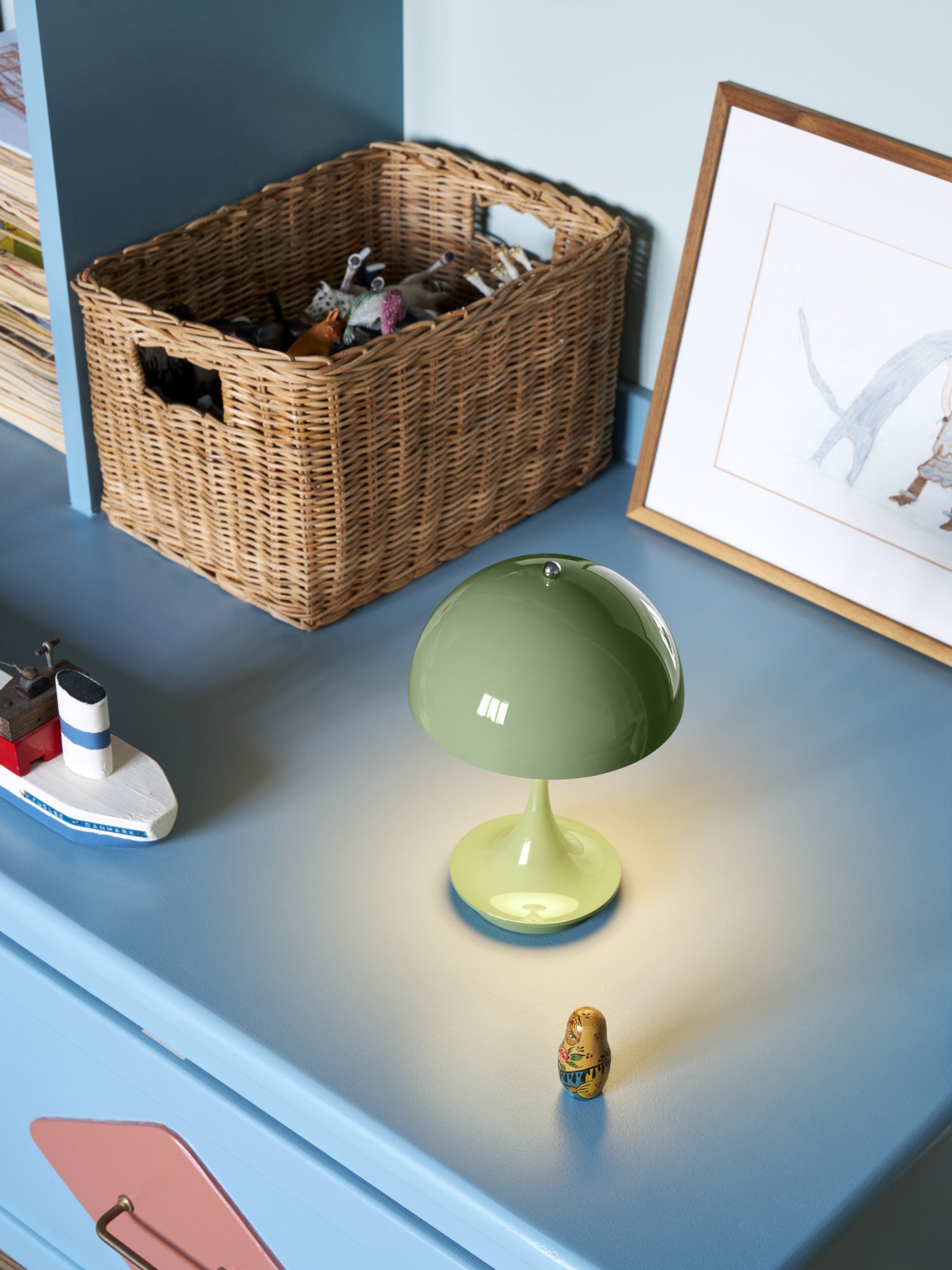 Lampa przenośna PANTHELLA 160 zielony