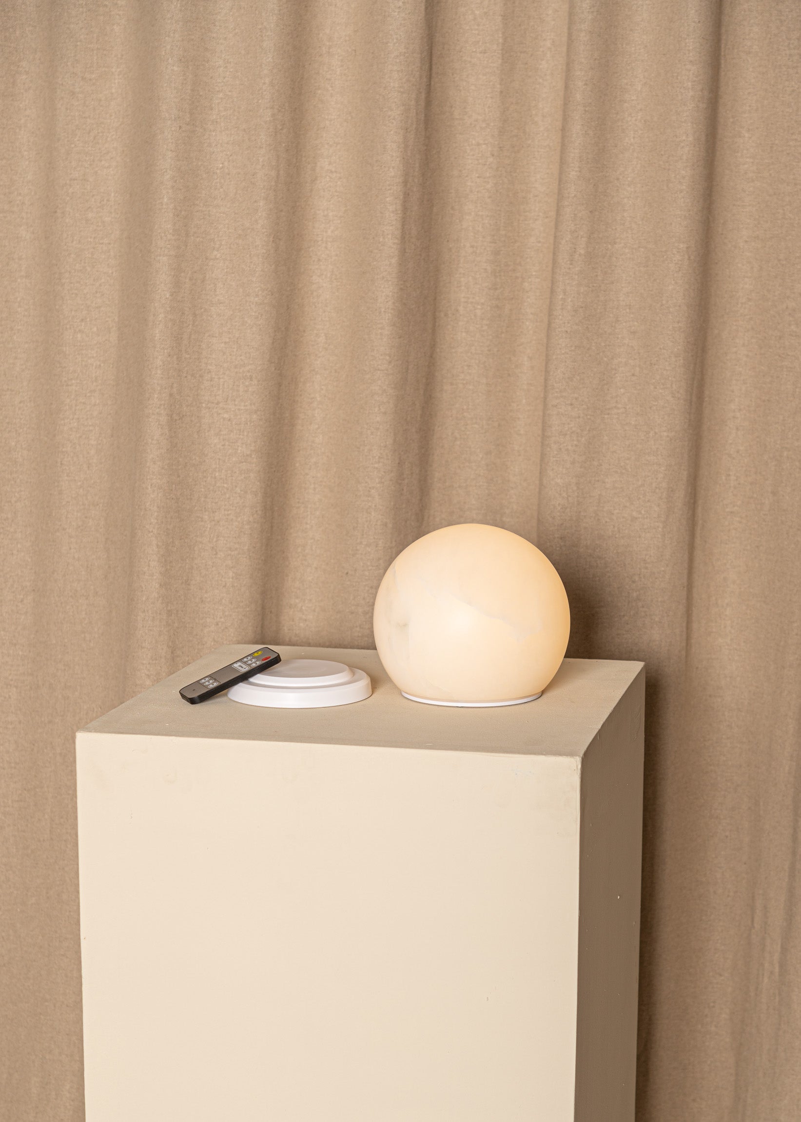 Tragbare Lampe AUGURISTO weißer Alabaster