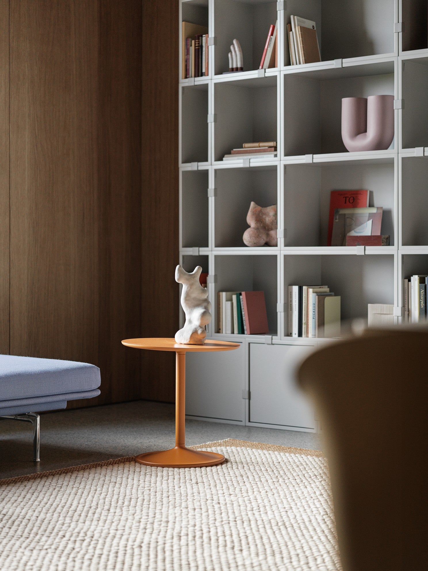 OUTLINE Customizable Bench