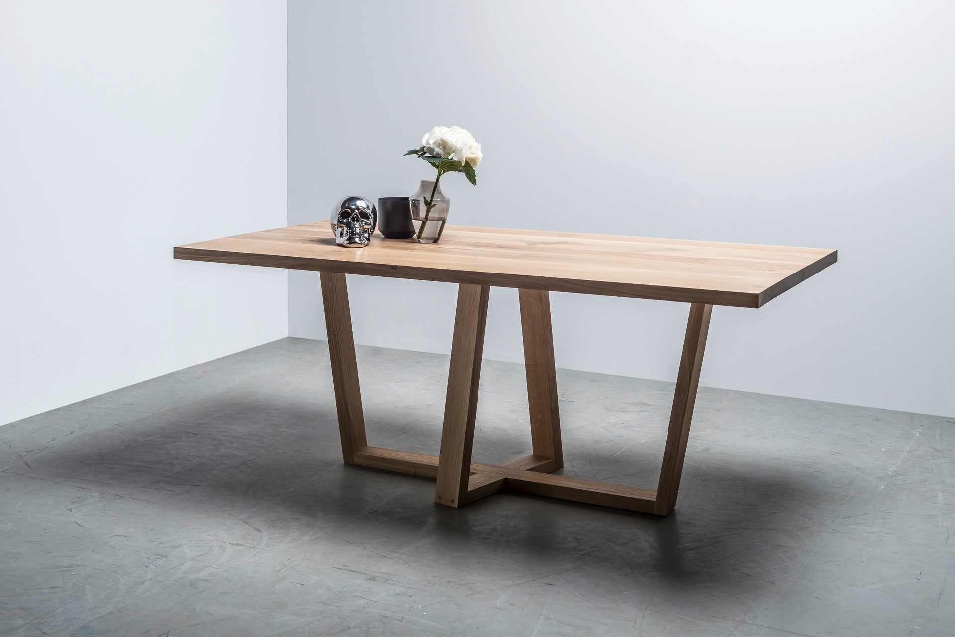 Tisch DIAMOND aus Eichenholz