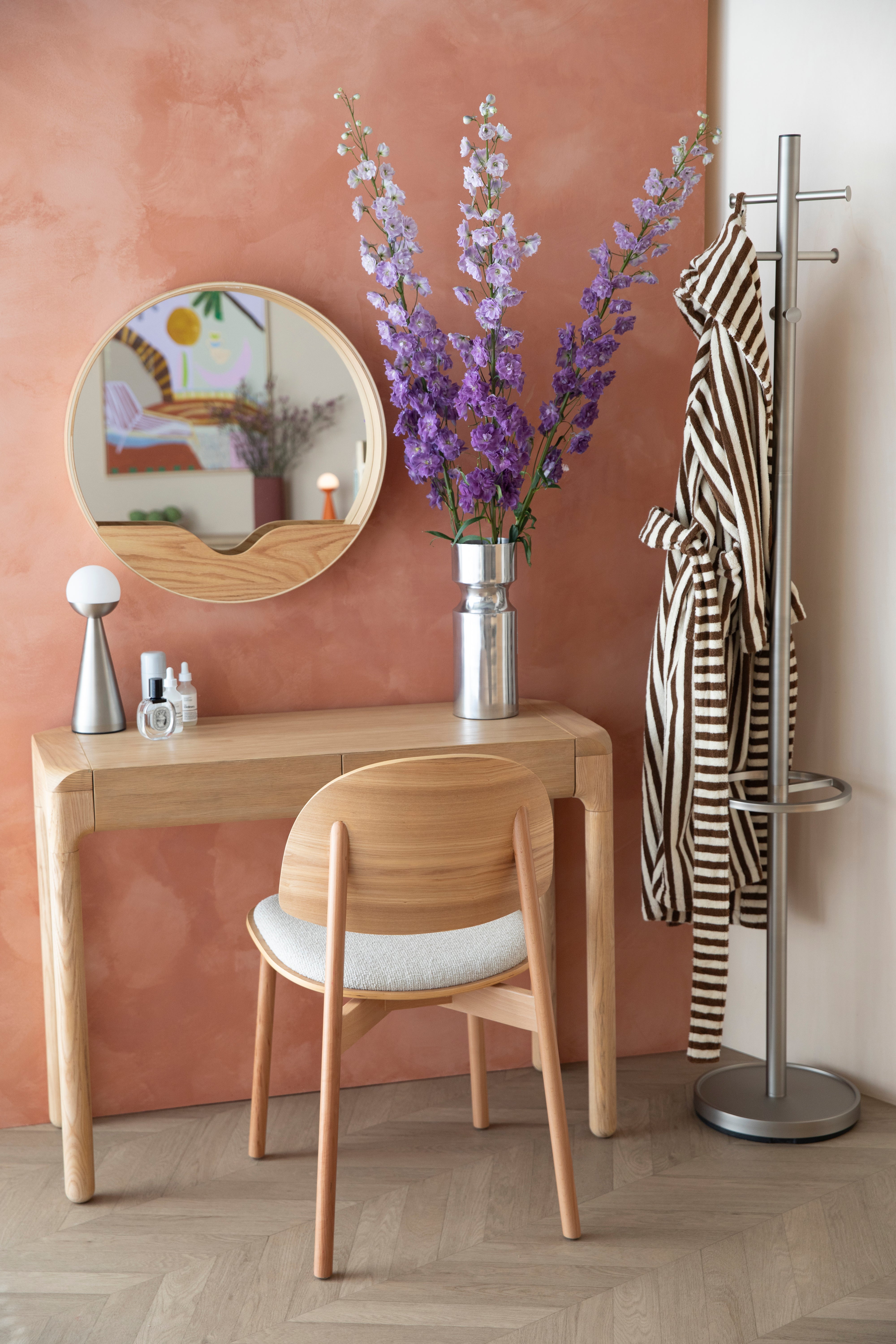 Stuhl SUNRISE beige mit Holzgestell