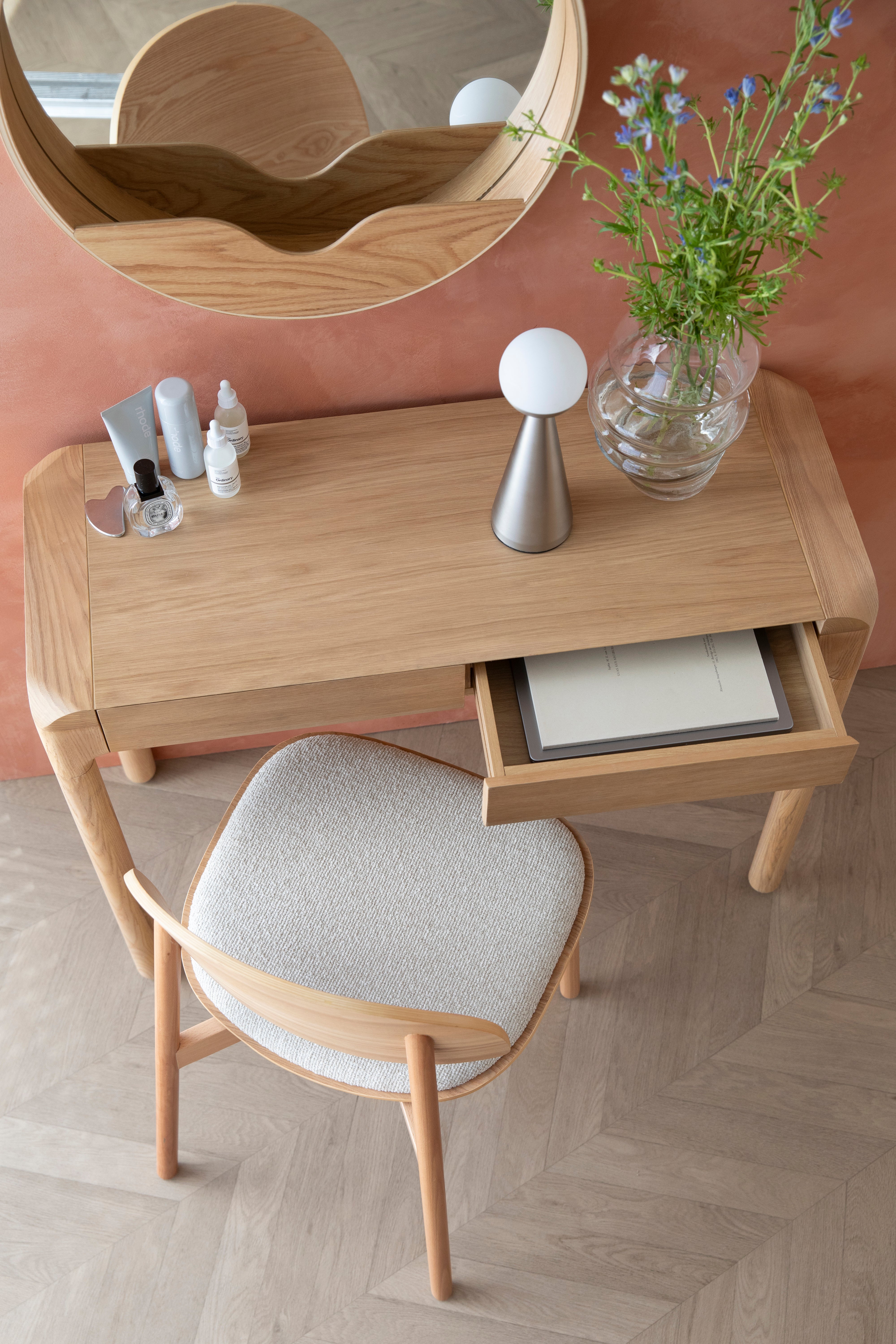 Stuhl SUNRISE beige mit Holzgestell