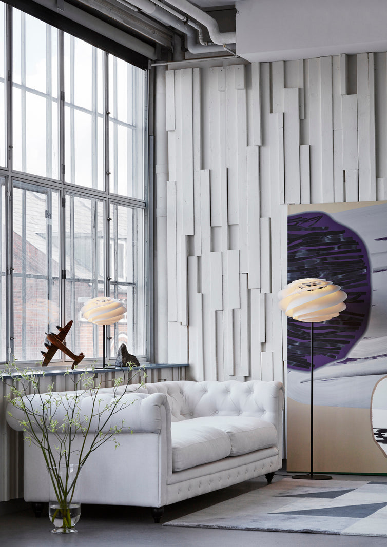 Table lamp MODEL 331 SWIRL white with black base