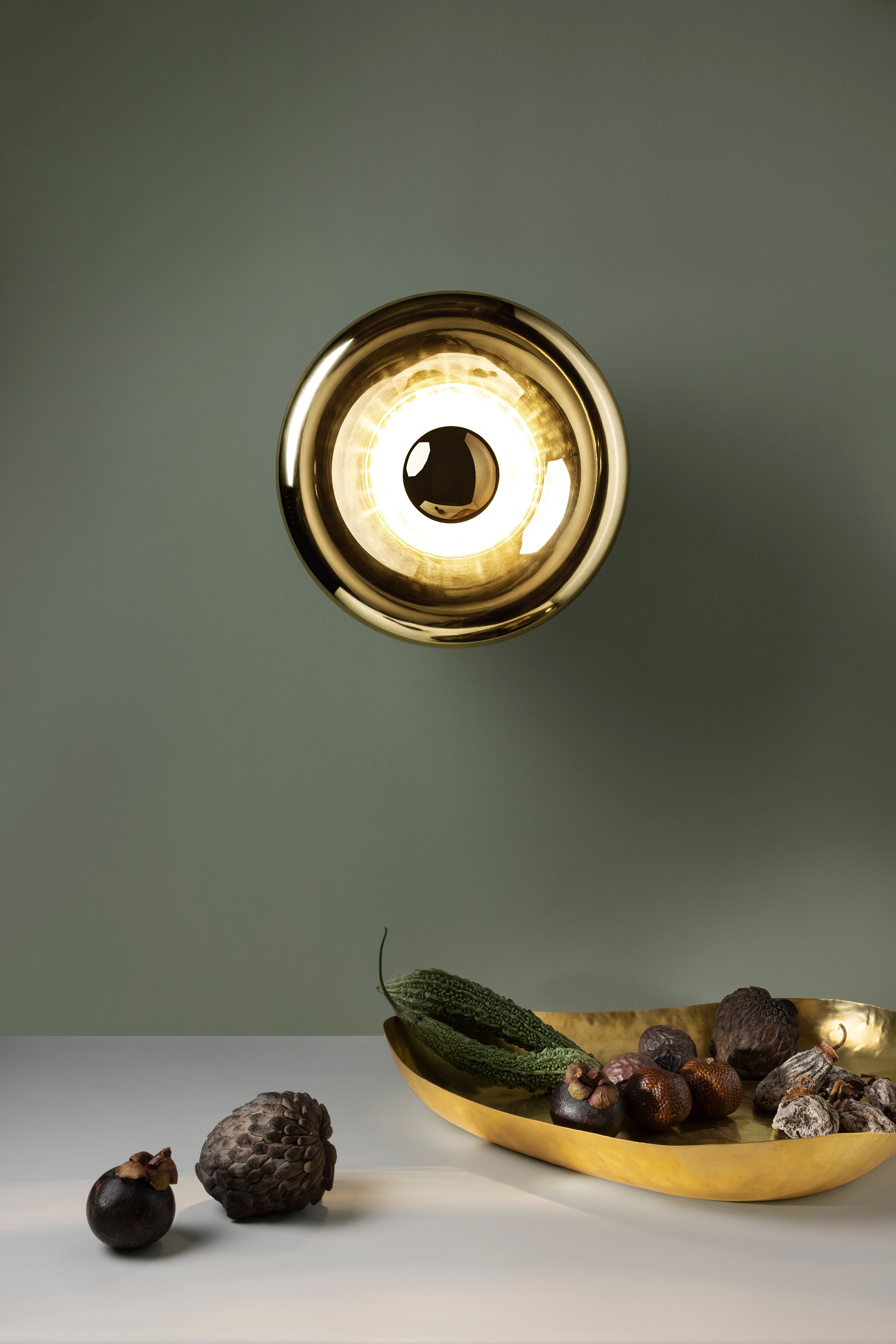 VOID Brass Wall Lamp