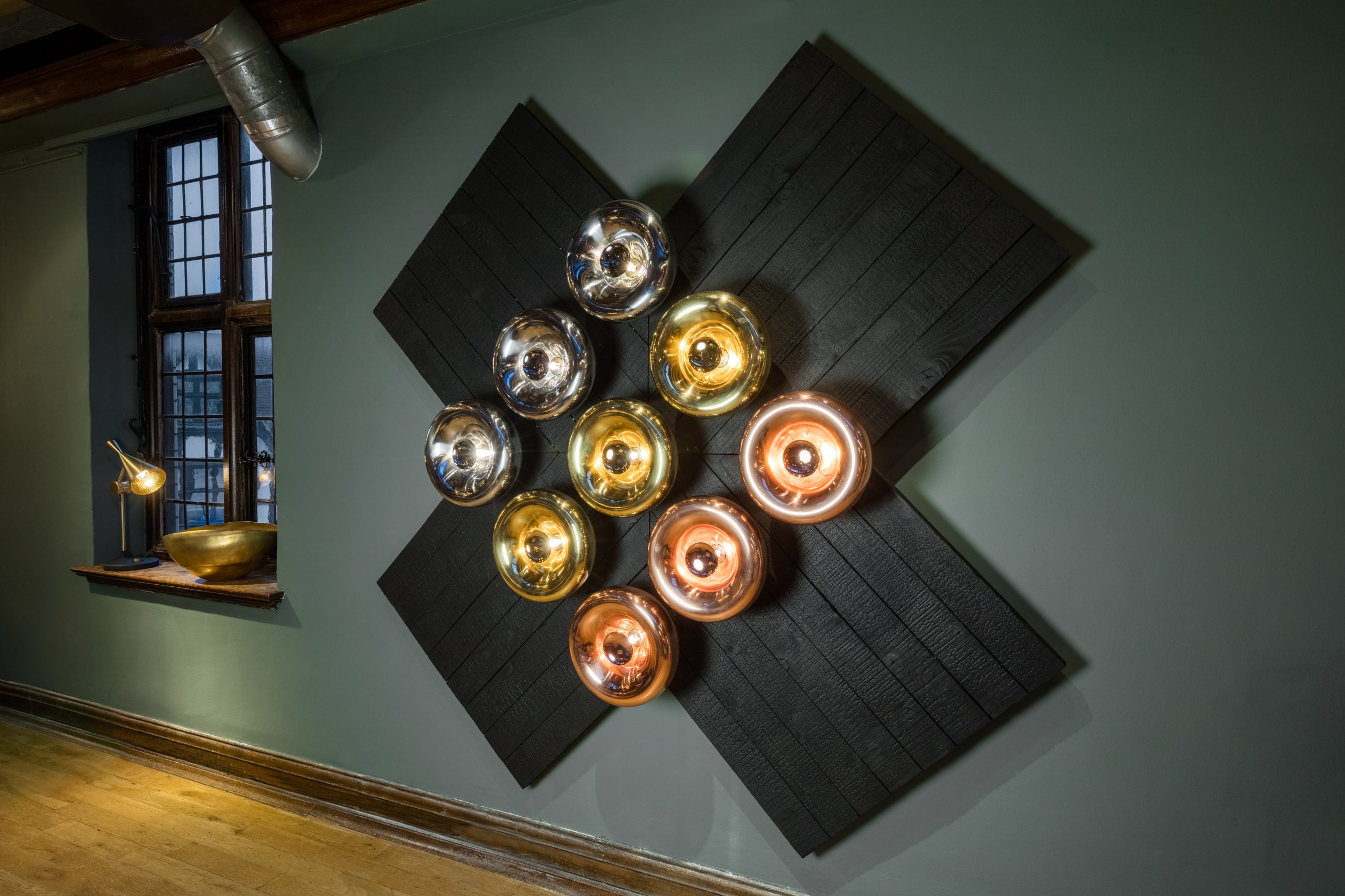 VOID Brass Wall Lamp