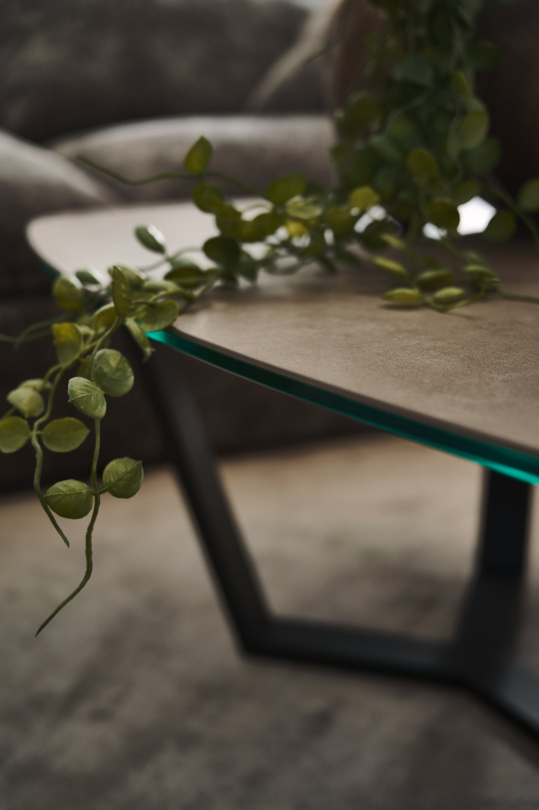 Kaffeetisch BRAGA aus Quarzstein