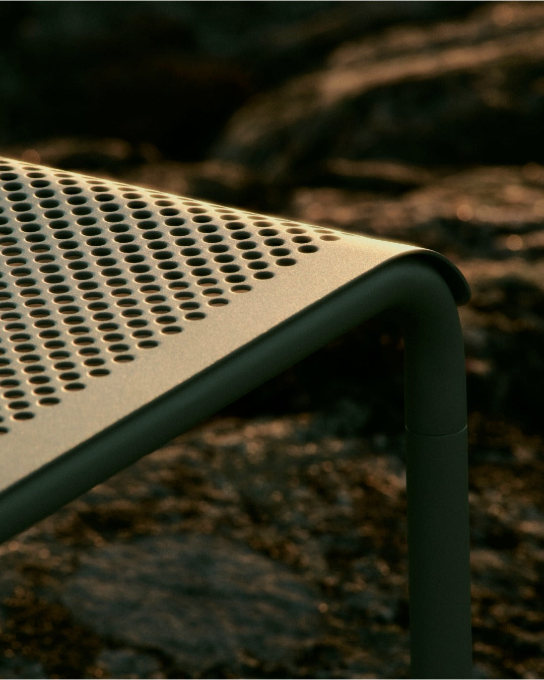 DAPPLE armchair matcha