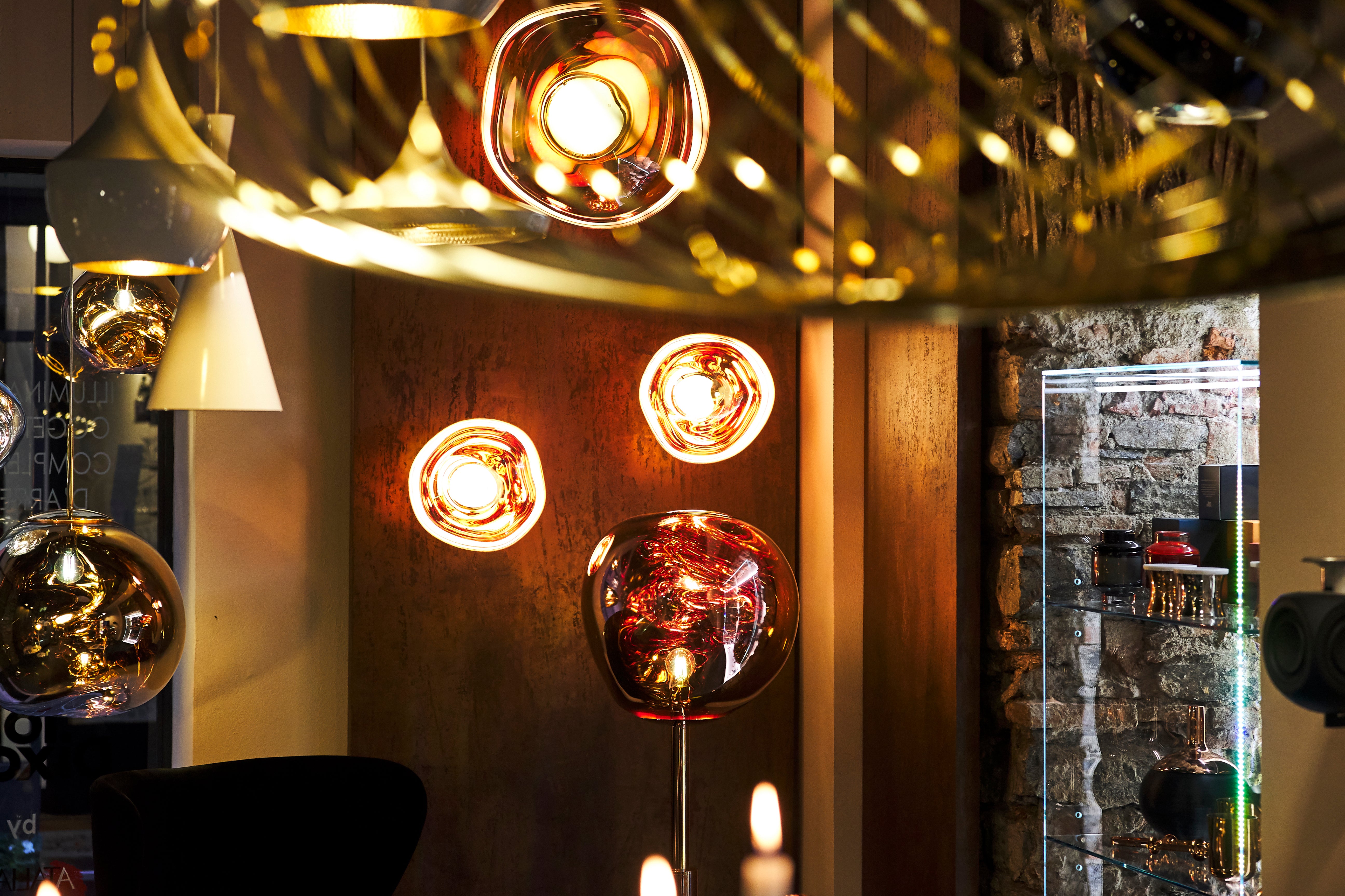 VOID Brass Wall Lamp