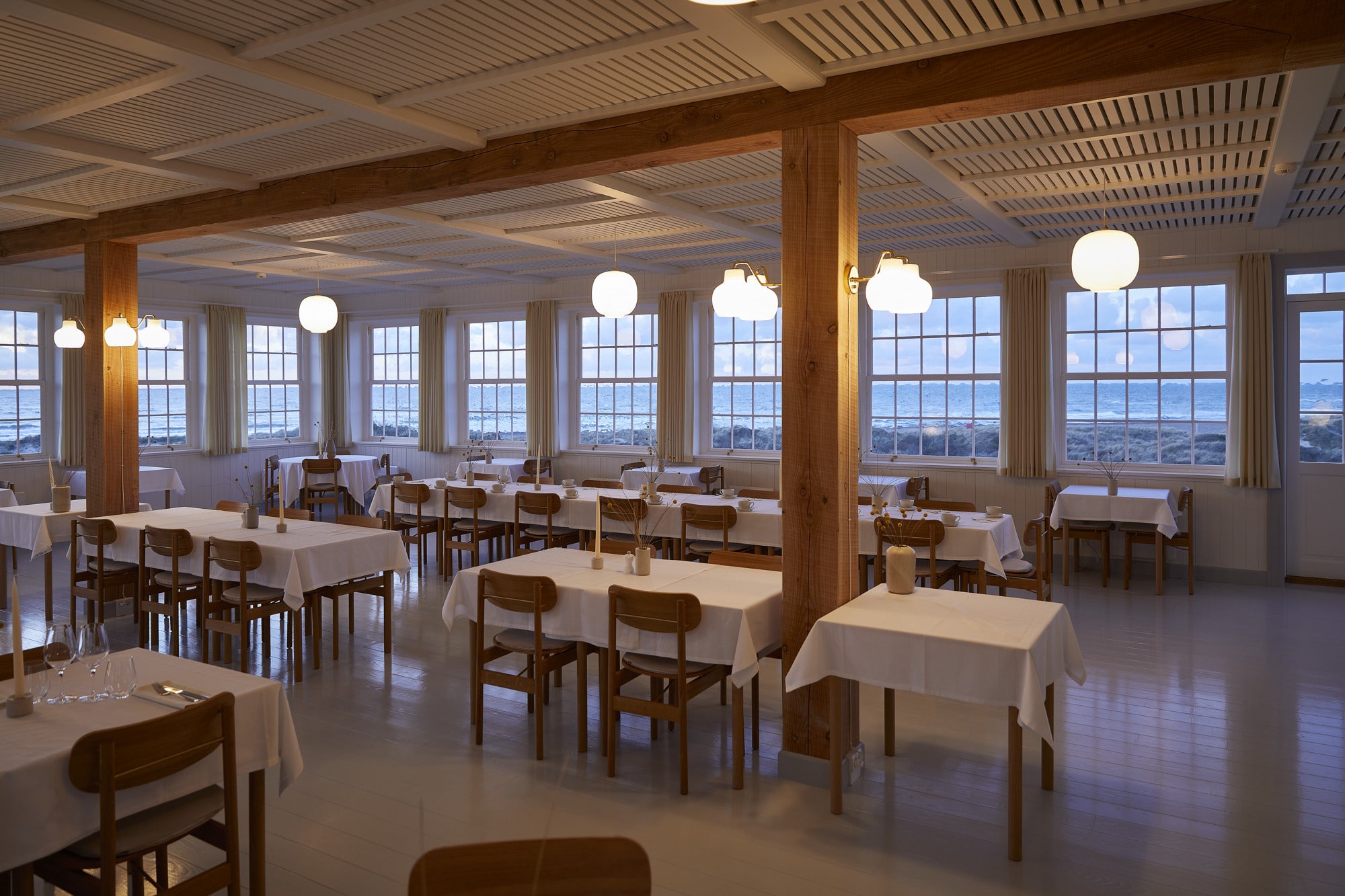 Lampa ścienna VL RING CROWN 2 biały z mosiężną podstawą