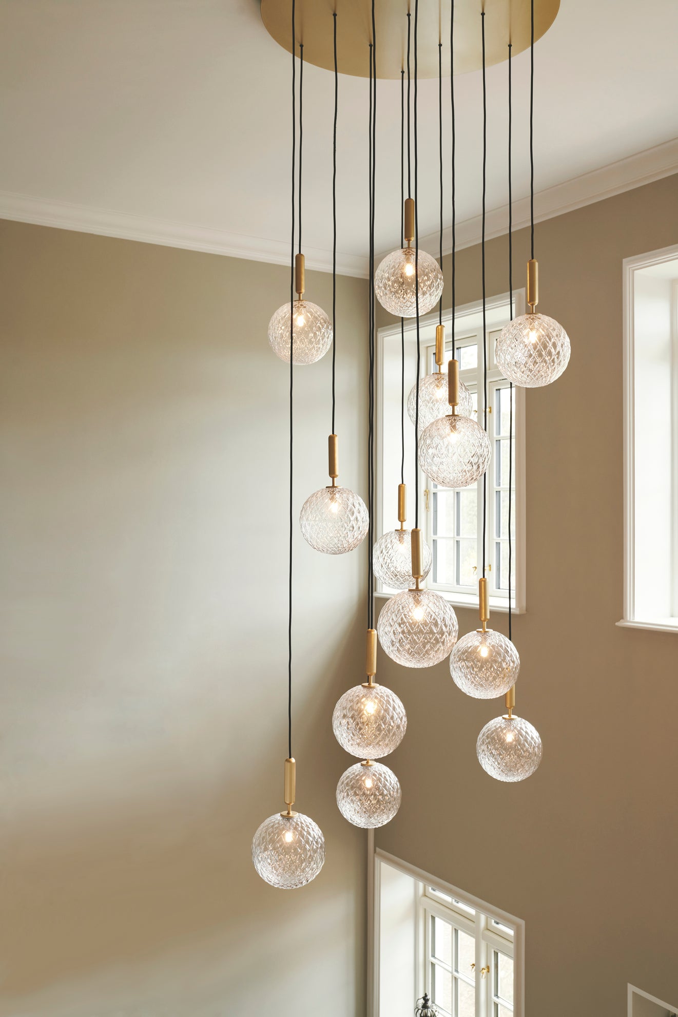 MIIRA 13 Pendant Lamp in Brass with Transparent Glass