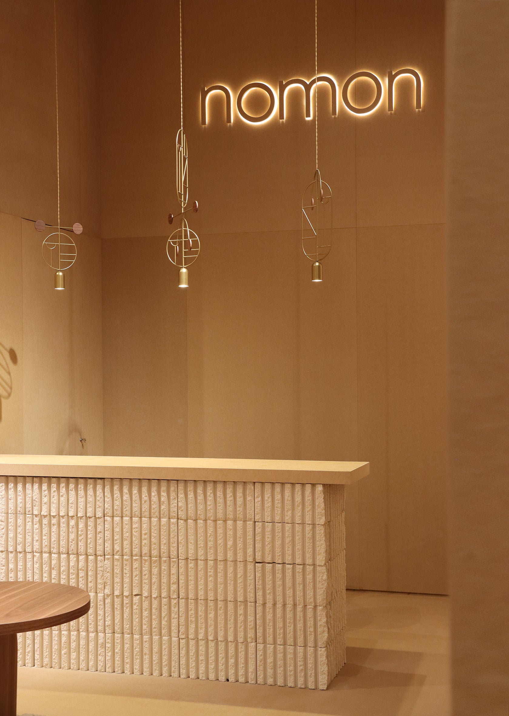 WOODEN DOTS WDS09 Pendant Lamp in Brass with White and Blue