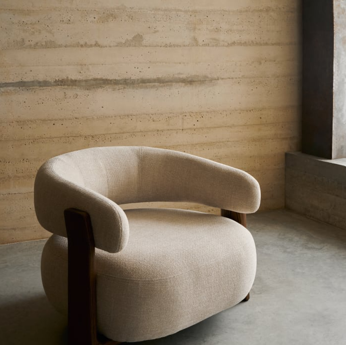 Sessel GRANITE beige Chenille mit dunklem Eschenfuß