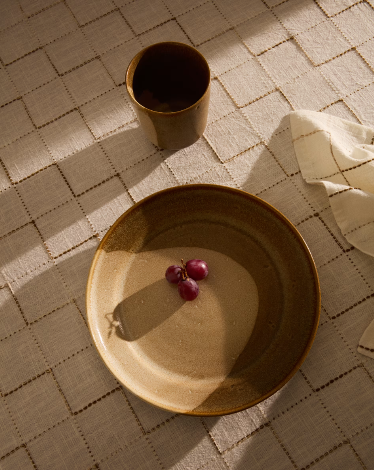 Flacher Teller NAGOLI braune Keramik