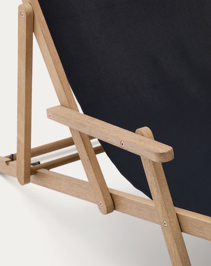 Vilara Black Deckchair mit Akazienbasis