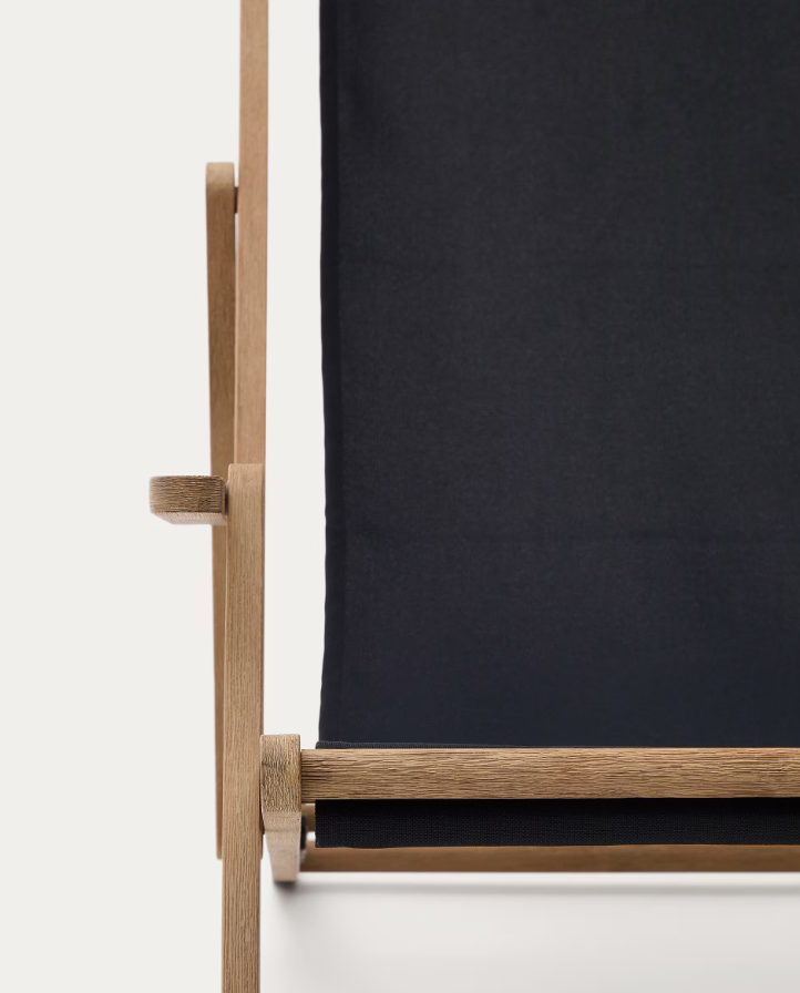 Vilara Black Deckchair mit Akazienbasis