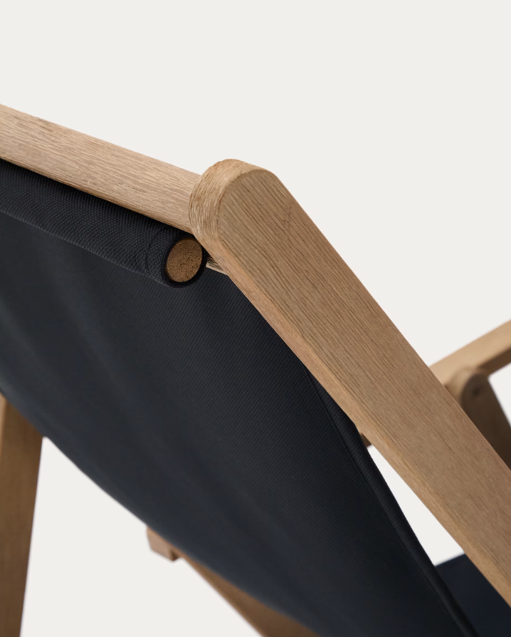 Vilara Black Deckchair mit Akazienbasis