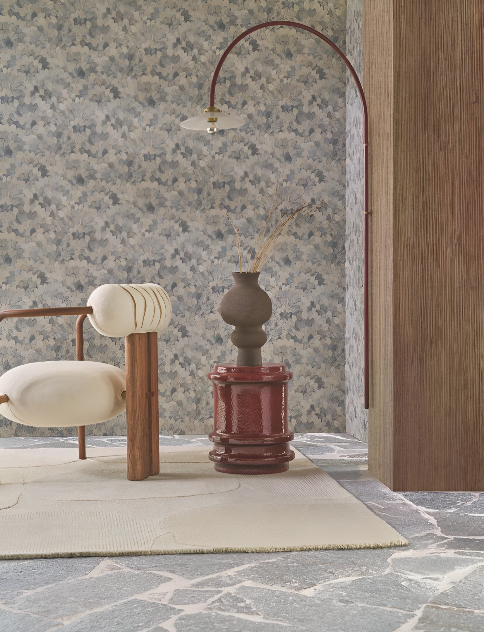 Structural vinyl wallpaper with a plant motif FEIJOA - GRÈGE gray-beige