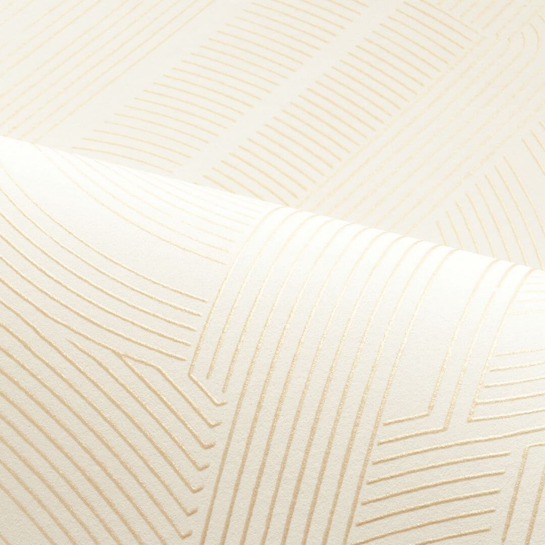 Metallische Tapete mit geometrischem Linienmuster PORTE DORÉE - WEISS/GOLD weiß mit goldenen Akzenten