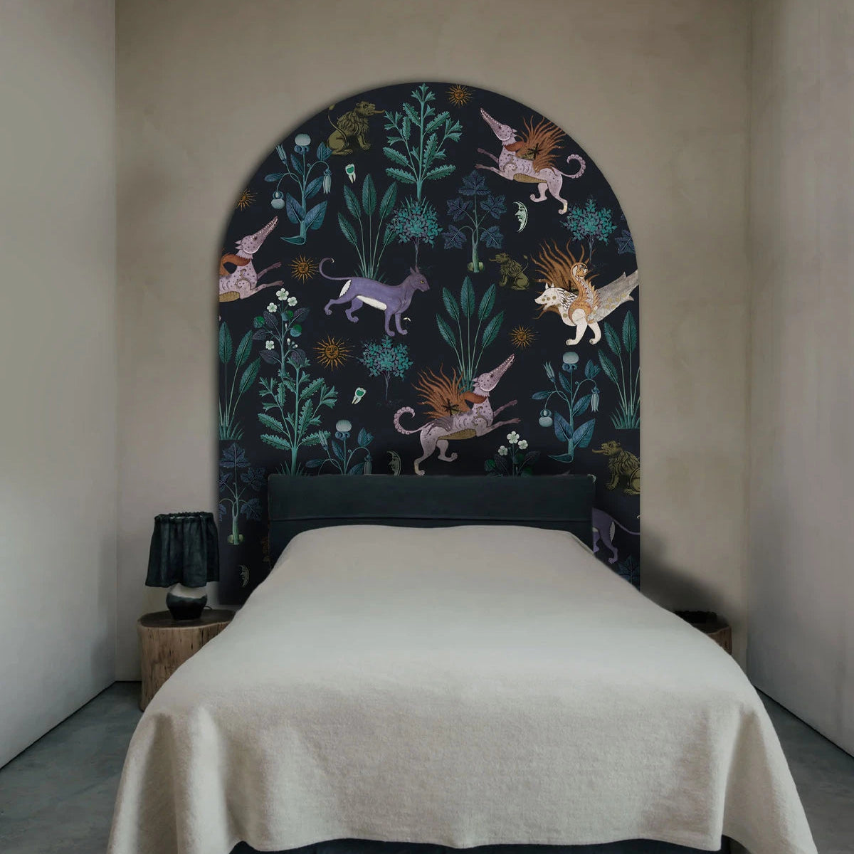 Non-woven mural in the shape of an arch BOTANIC BEAST PURPLE black with purple