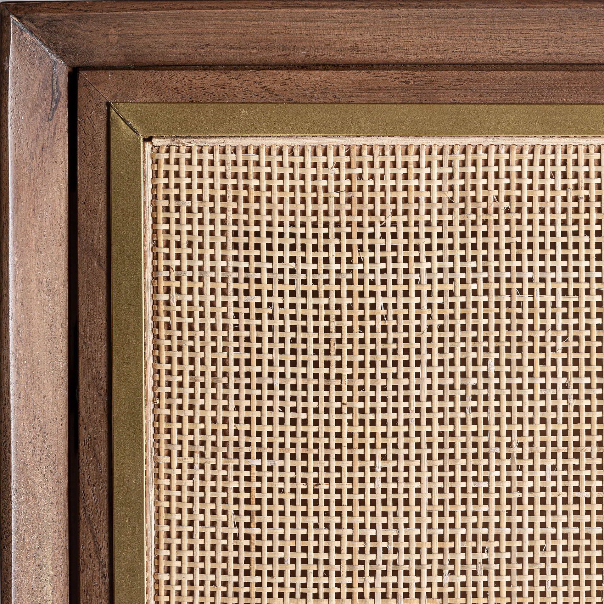 Kleiderschrank GONDORF aus Mangoholz mit Rattan