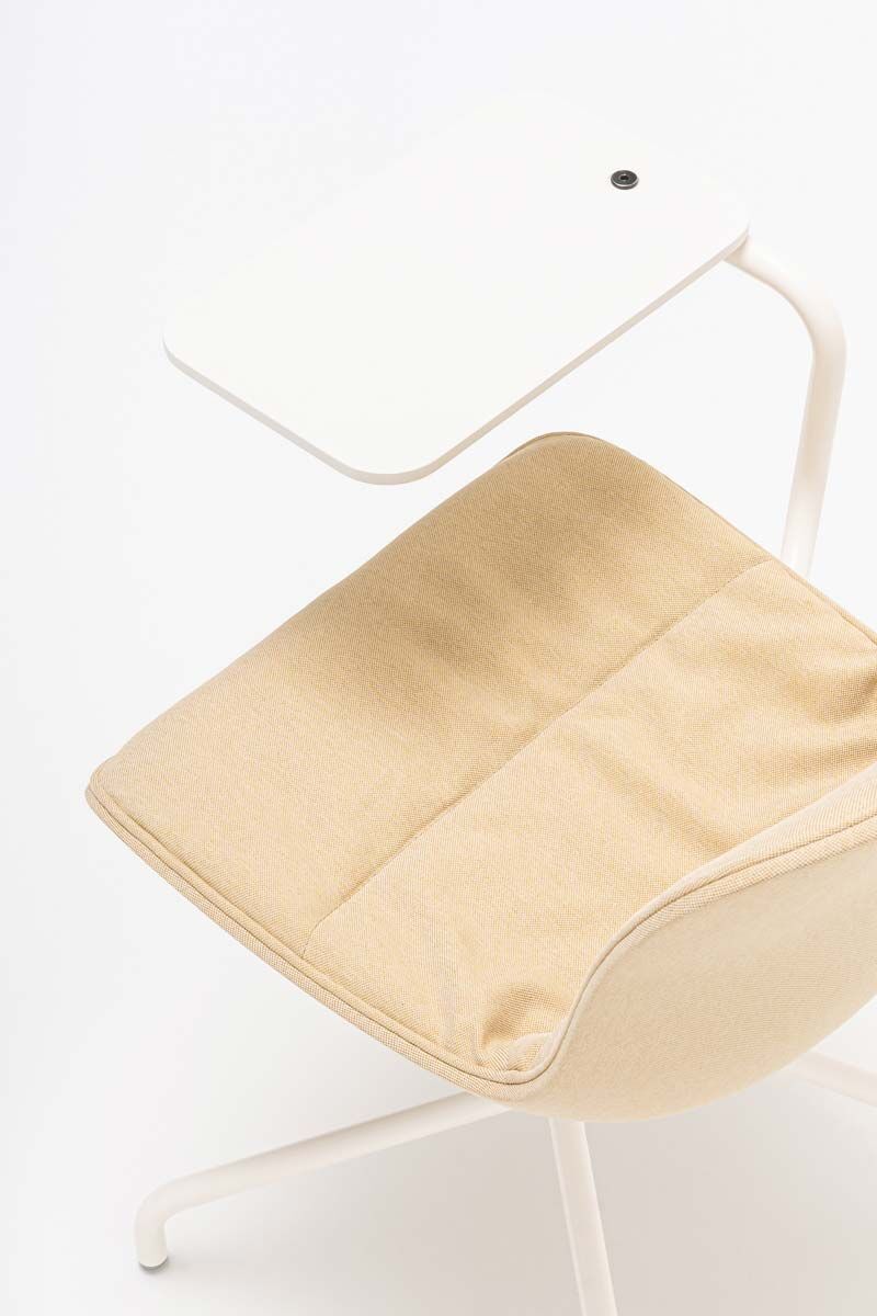 Krzesło obrotowe BALTIC 2 SOFT DUO aluminiowa podstawa z kółkami do miękkiej powierzchni – .mdd