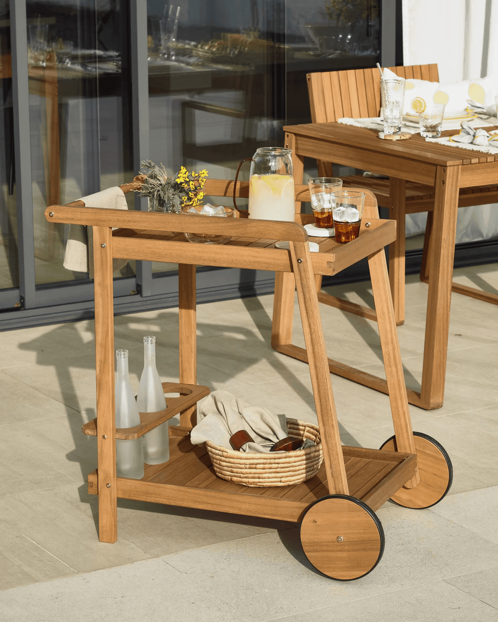 Barek ogrodowy FELISA lite drewno akacjowe La Forma Eye on Design