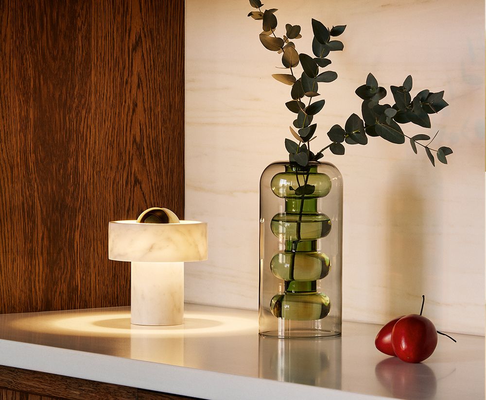 BUMP vase green glass